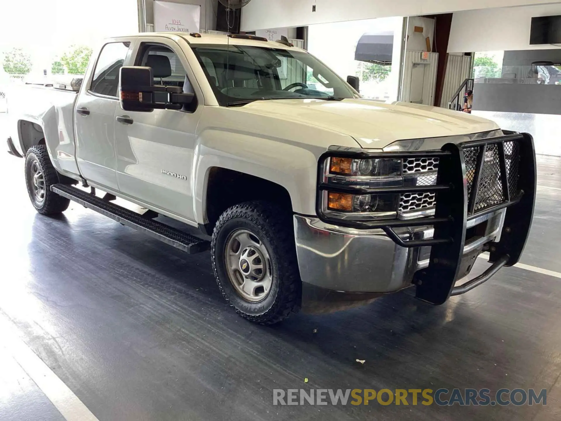 20 fotografías del automóvil dañado 2GC2KREG9K1155599 CHEVROLET SILVERADO 2019