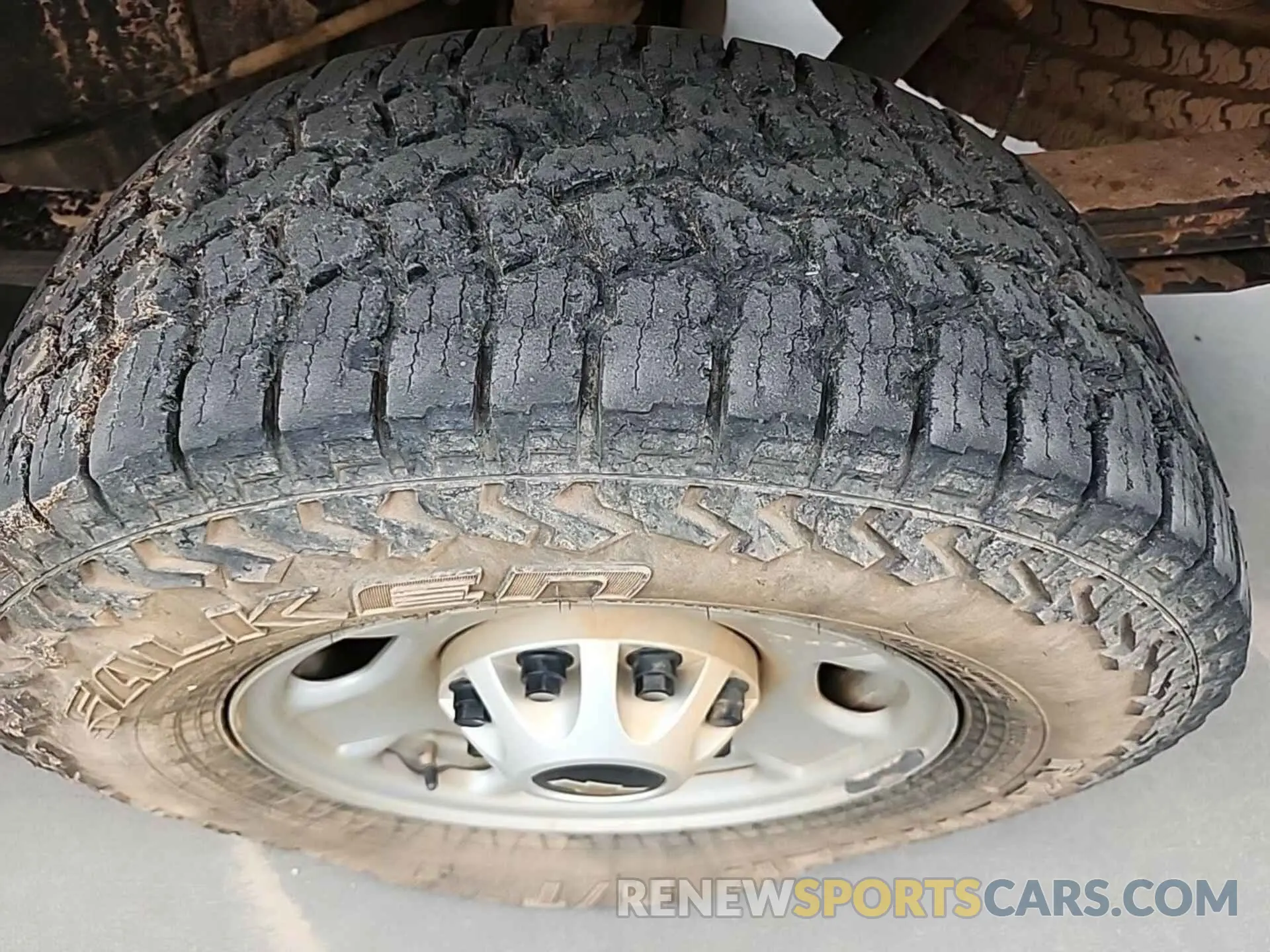 21 fotografías del automóvil dañado 2GC2KREGXK1175330 CHEVROLET SILVERADO 2019