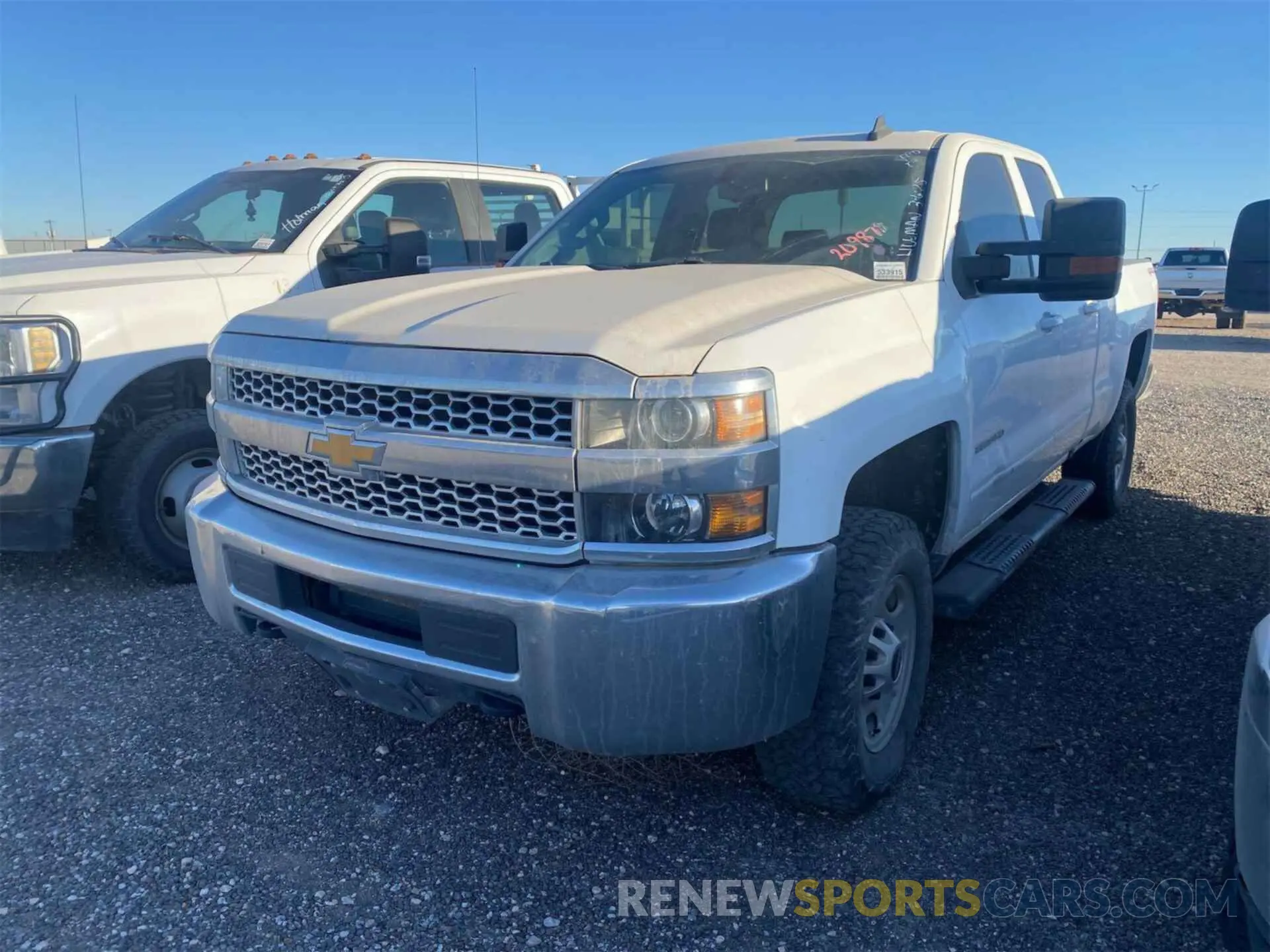 3 fotografías del automóvil dañado 2GC2KSEG0K1209878 CHEVROLET SILVERADO 2019