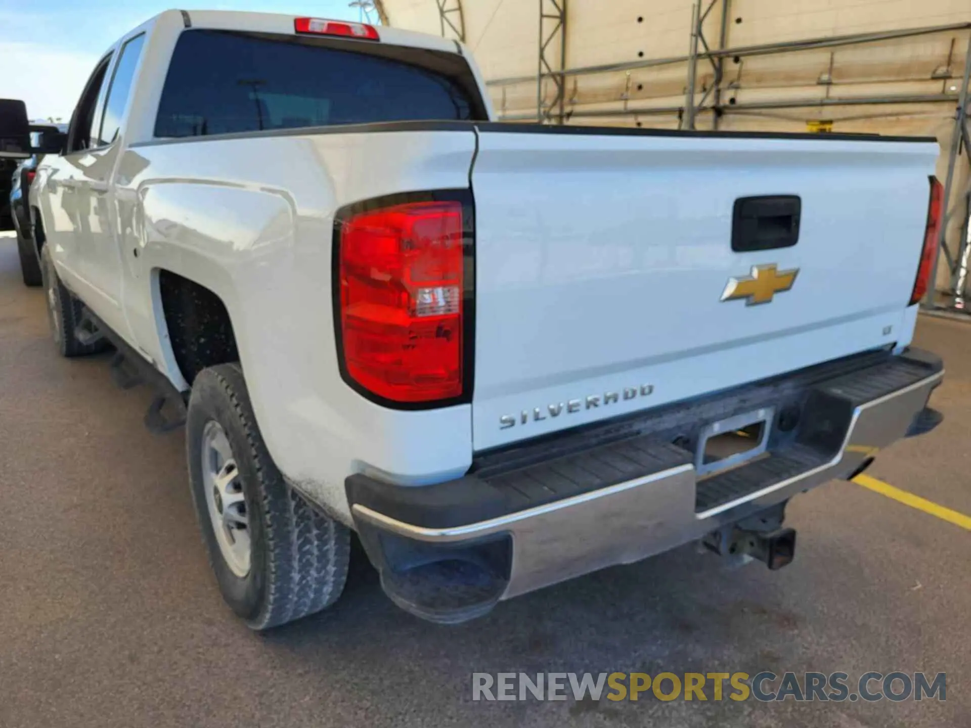 17 fotografías del automóvil dañado 2GC2KSEG4K1208880 CHEVROLET SILVERADO 2019