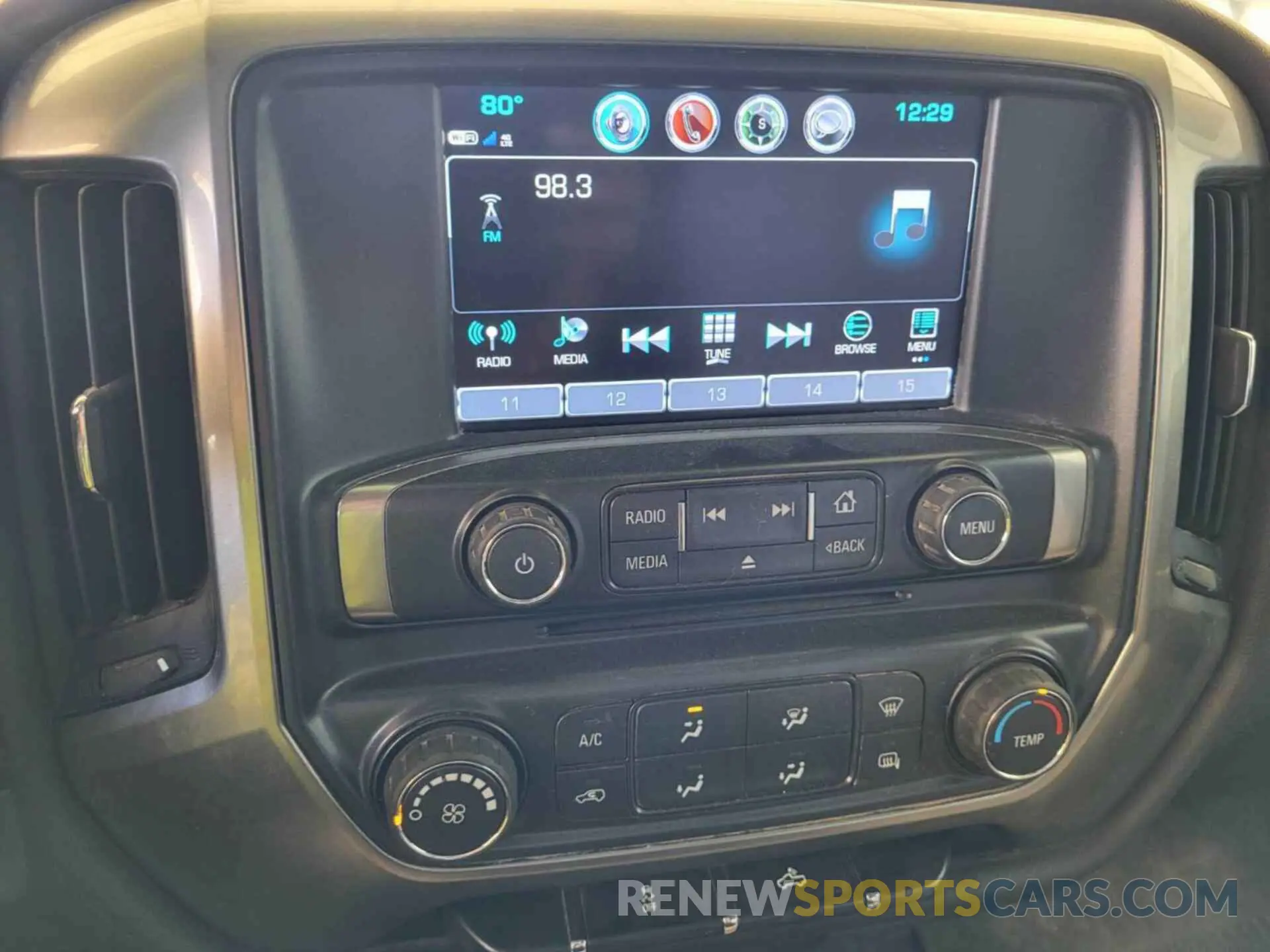 34 fotografías del automóvil dañado 2GC2KSEG4K1208880 CHEVROLET SILVERADO 2019