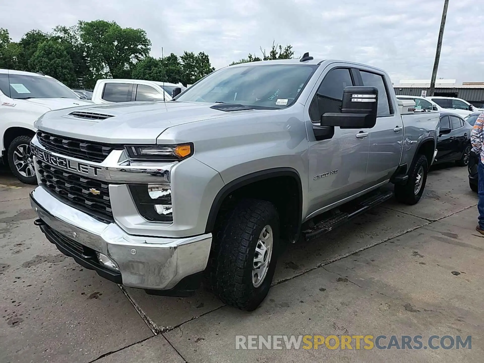 12 fotografías del automóvil dañado 1GC1YNE73LF273922 CHEVROLET SILVERADO 2020