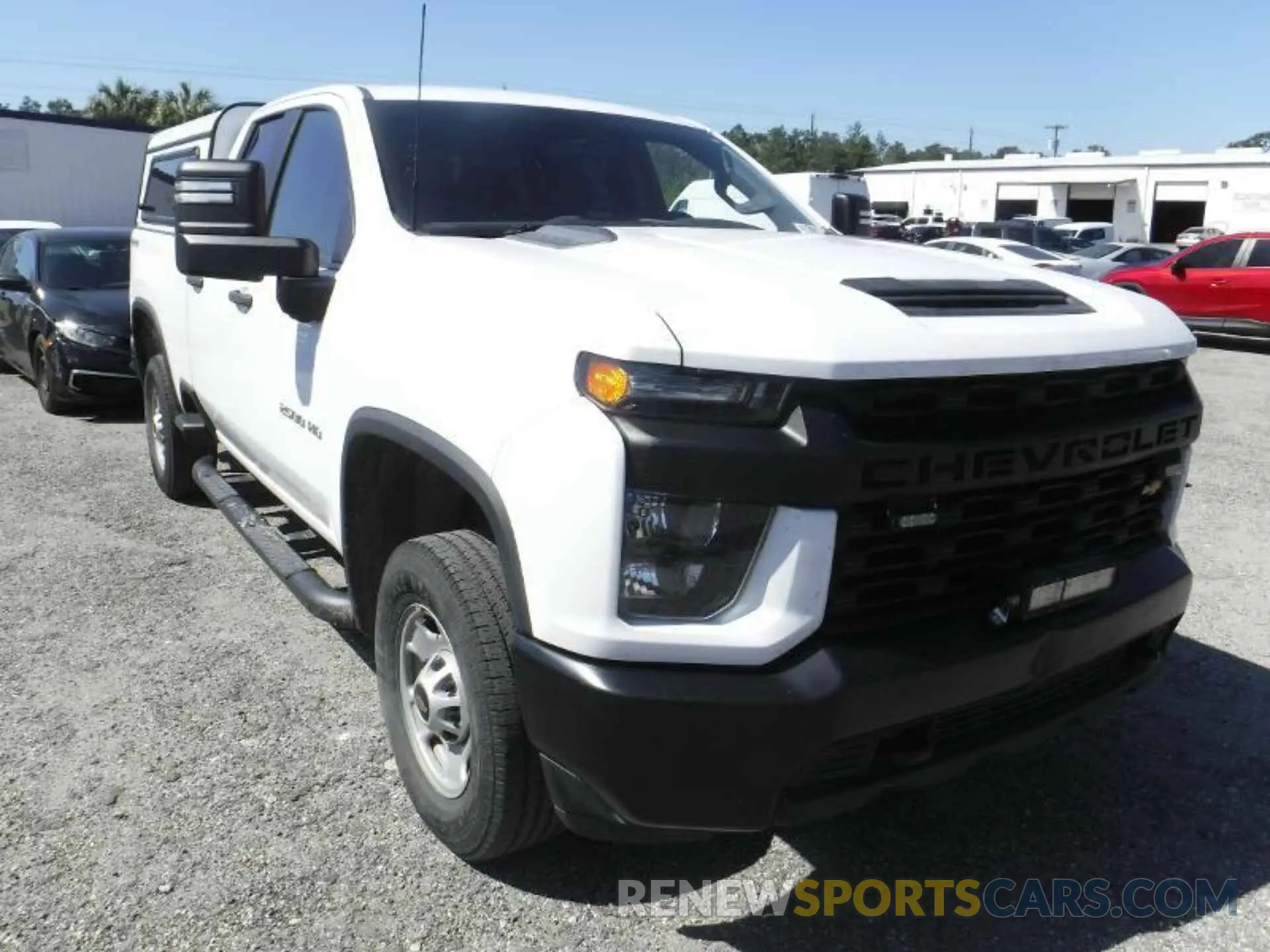 14 fotografías del automóvil dañado 1GC2YLE71LF268405 CHEVROLET SILVERADO 2020