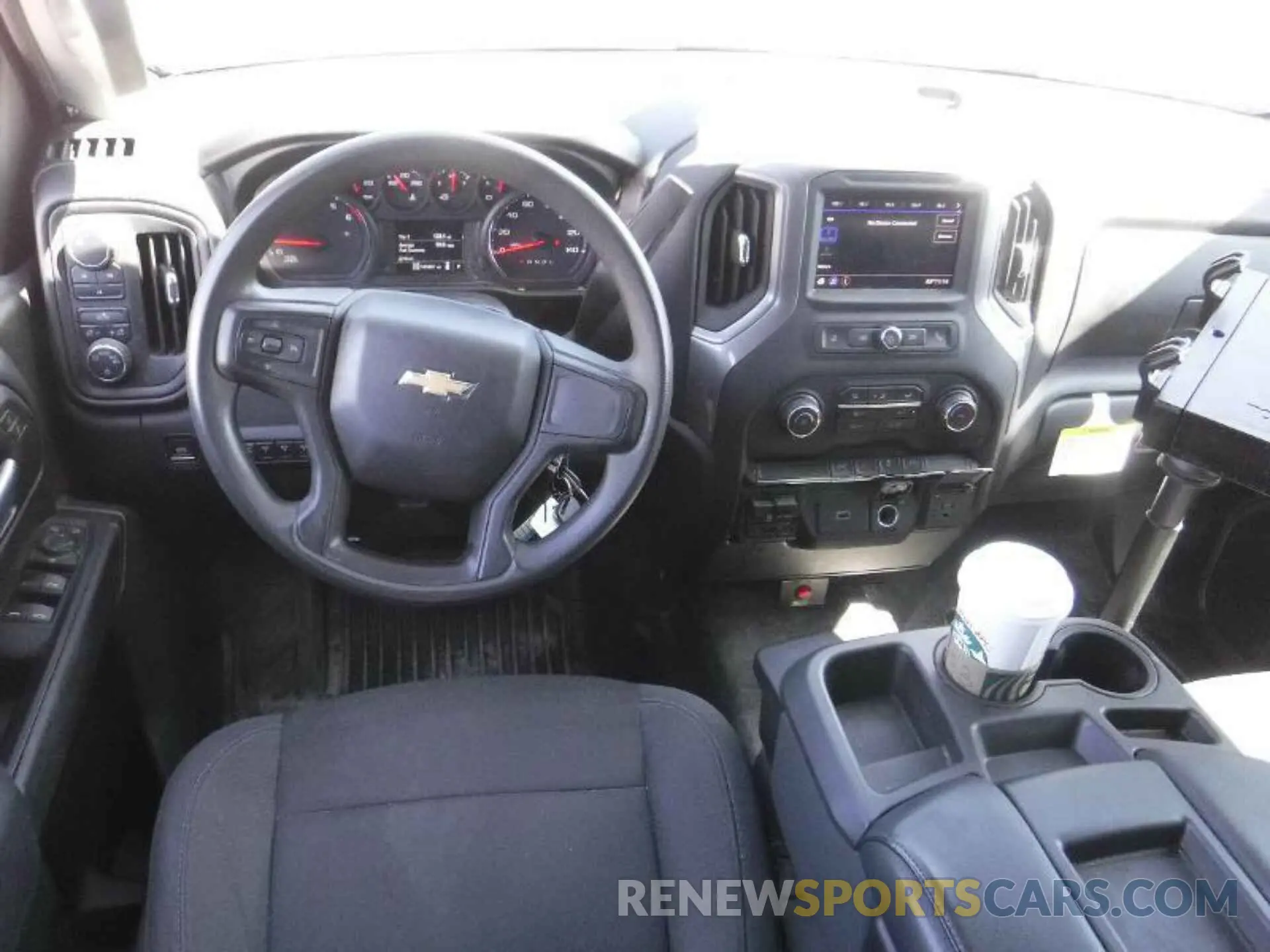 18 fotografías del automóvil dañado 1GC2YLE71LF268405 CHEVROLET SILVERADO 2020