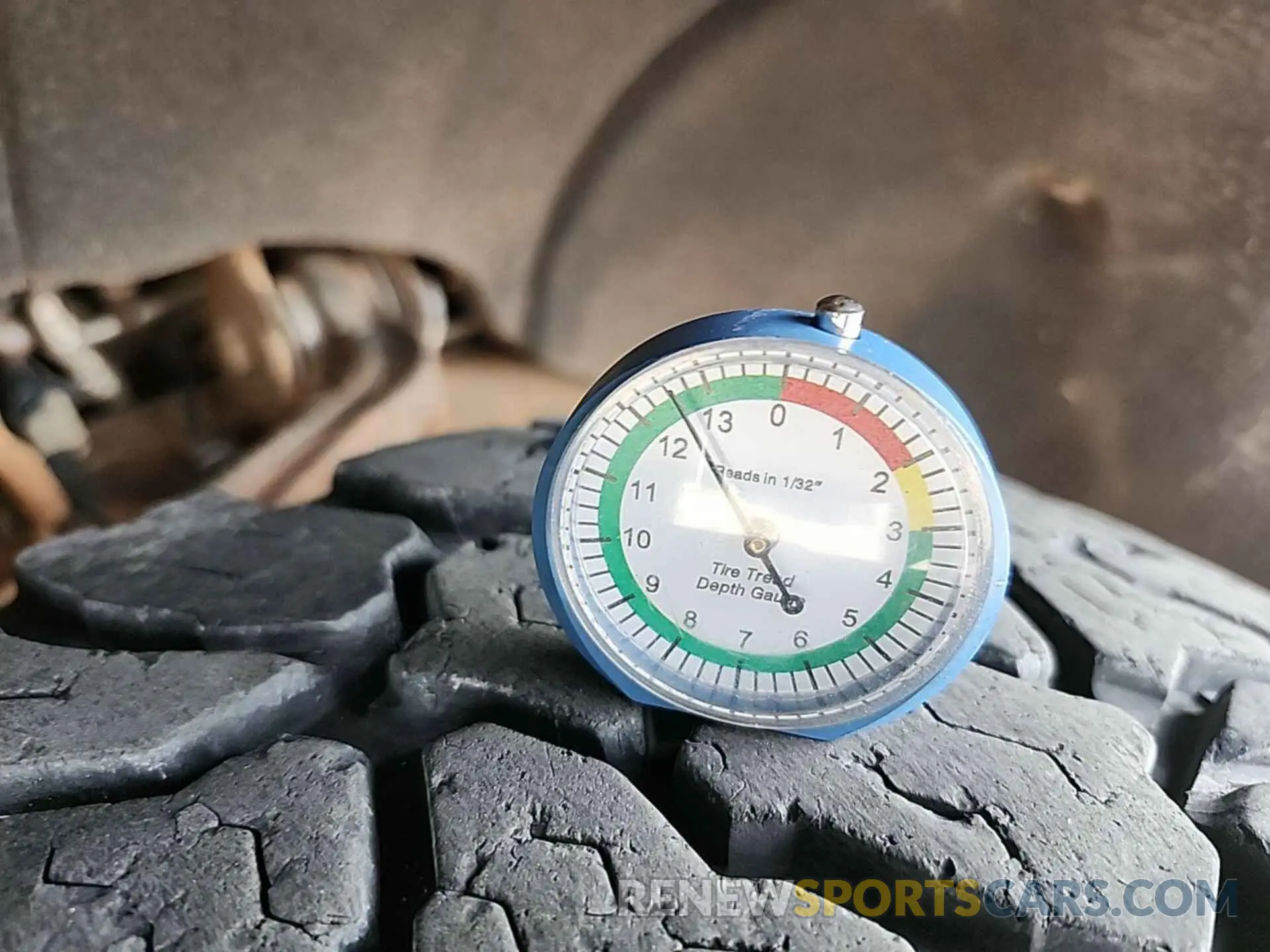 13 fotografías del automóvil dañado 1GC2YLE76LF233469 CHEVROLET SILVERADO 2020