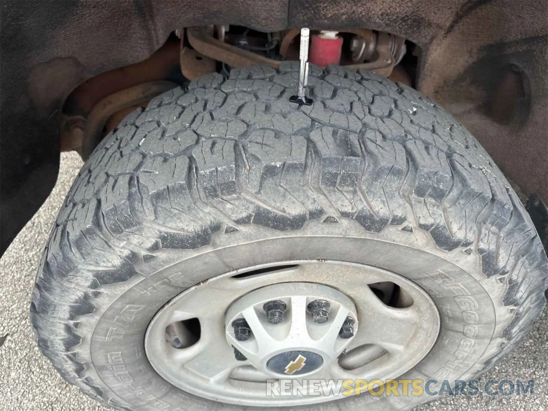 14 fotografías del automóvil dañado 1GC2YLE79LF220053 CHEVROLET SILVERADO 2020