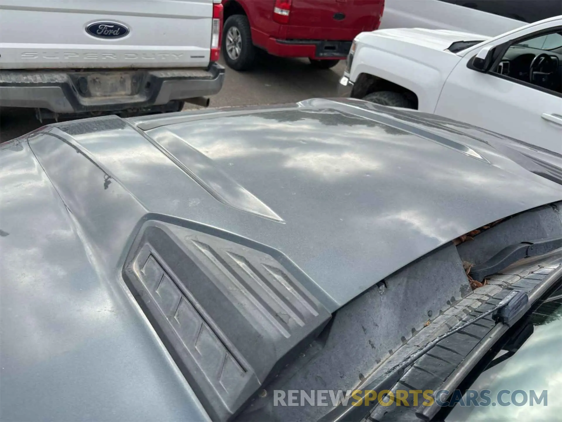 31 fotografías del automóvil dañado 1GC2YLE79LF220053 CHEVROLET SILVERADO 2020