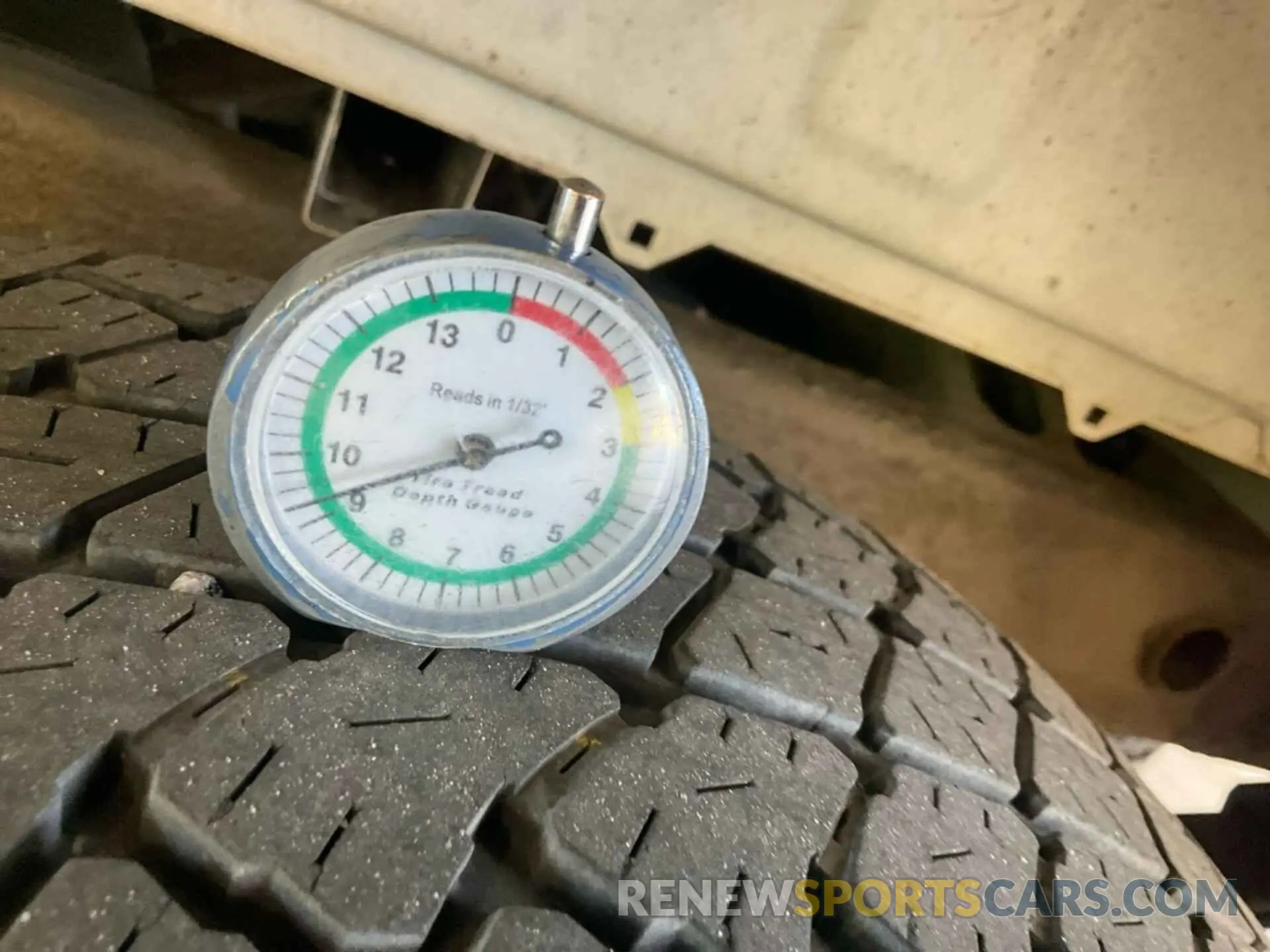 20 fotografías del automóvil dañado 1GCPYAEH8LZ235371 CHEVROLET SILVERADO 2020