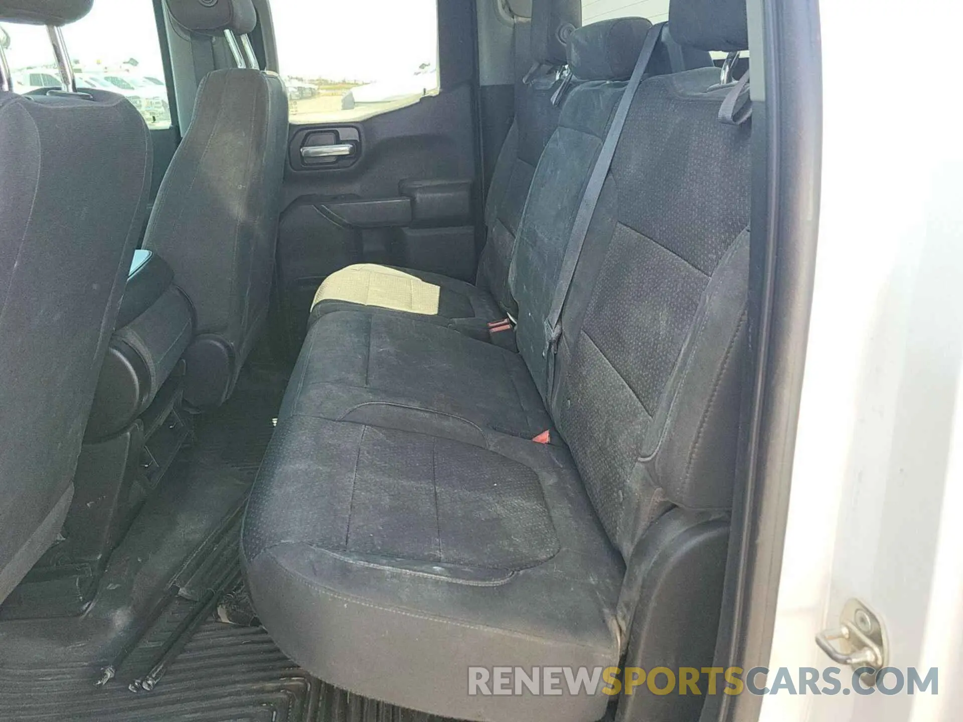 21 fotografías del automóvil dañado 1GCRYAEF3LZ192193 CHEVROLET SILVERADO 2020