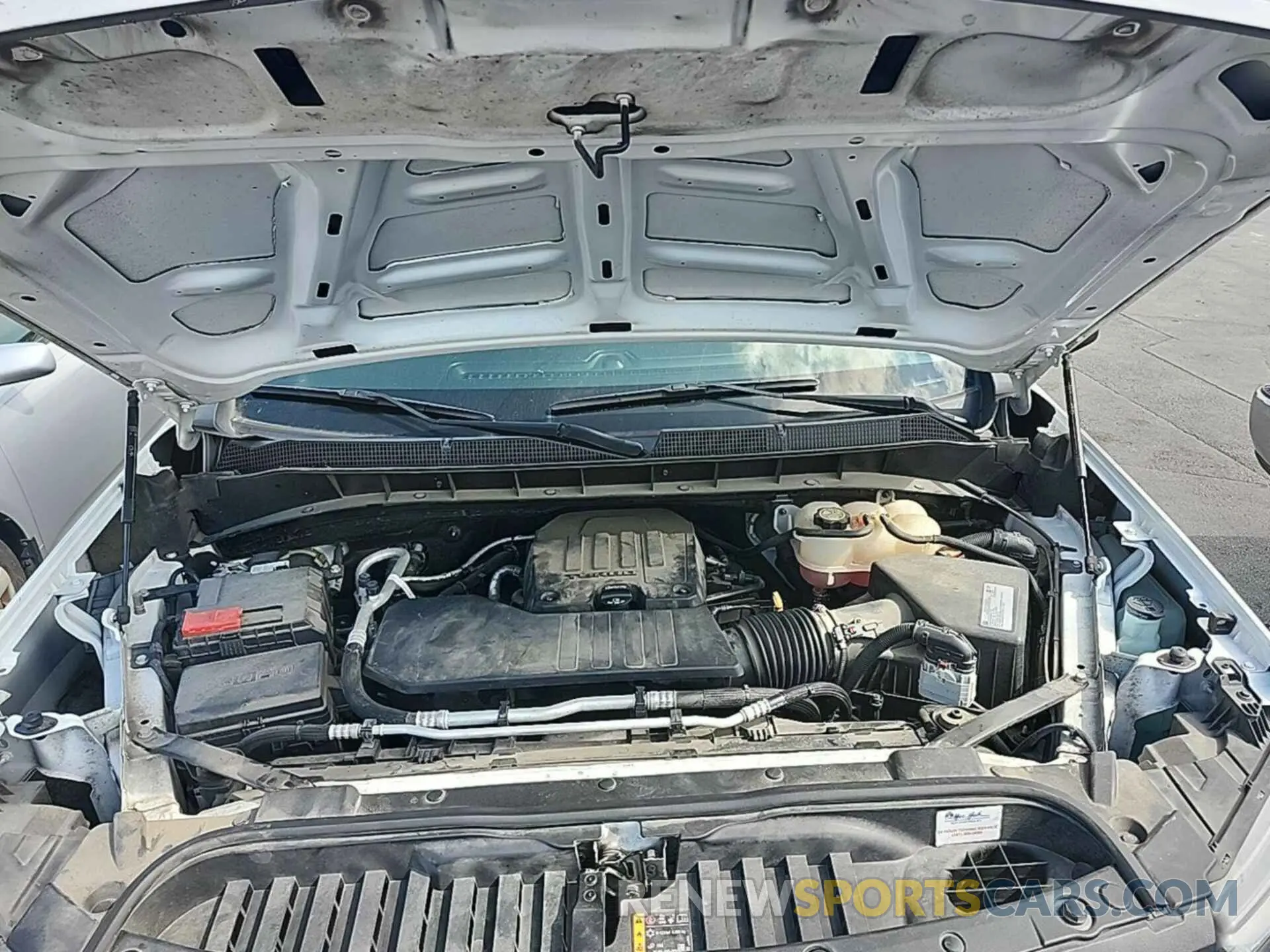 15 fotografías del automóvil dañado 1GCPWBEK1MZ261562 CHEVROLET SILVERADO 2021