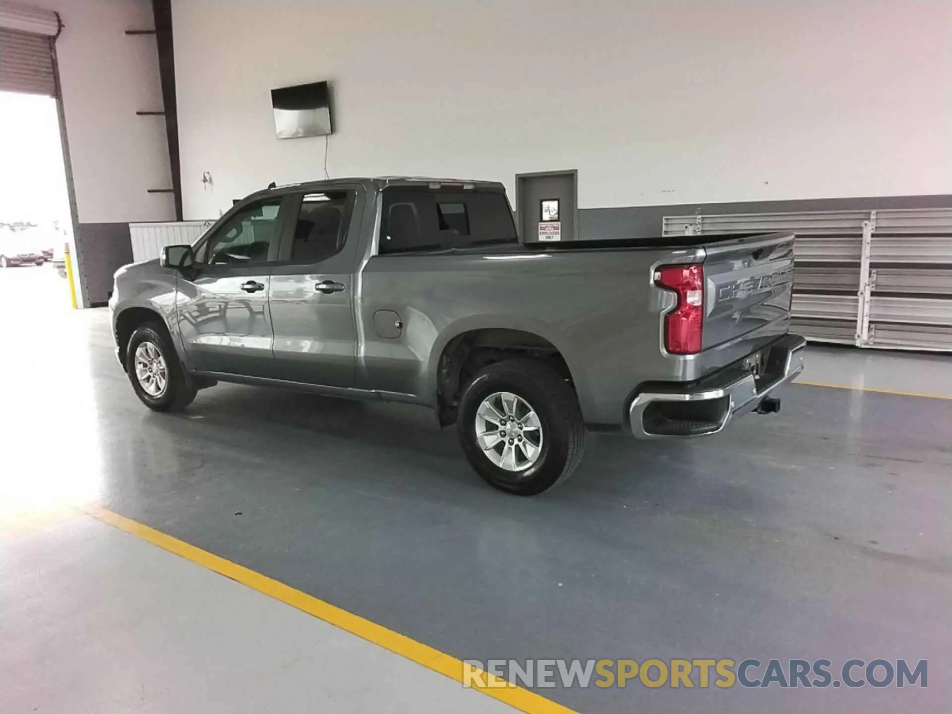 8 fotografías del automóvil dañado 1GCRWCEK4MZ403708 CHEVROLET SILVERADO 2021