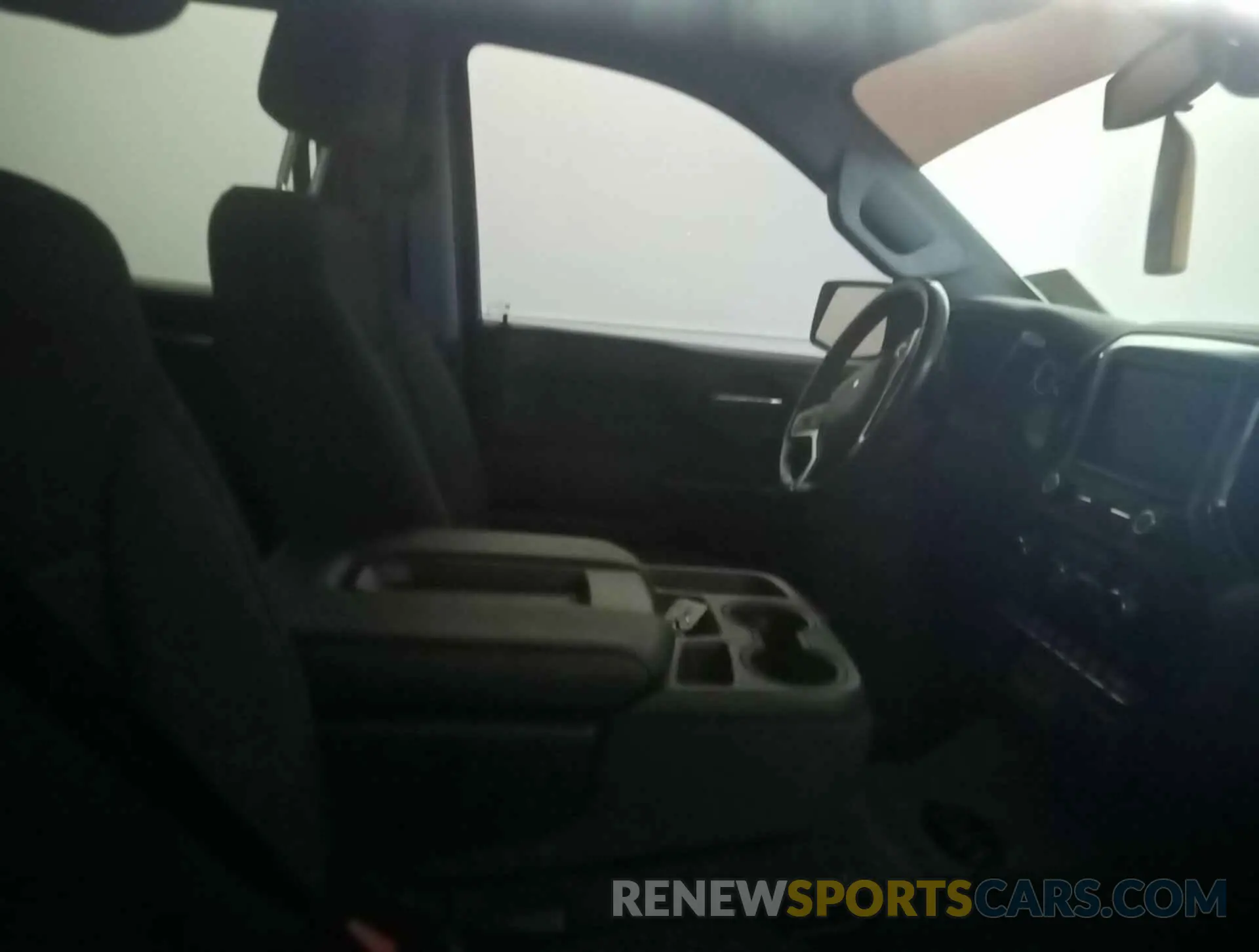 10 fotografías del automóvil dañado 1GCUYDED9MZ101777 CHEVROLET SILVERADO 2021