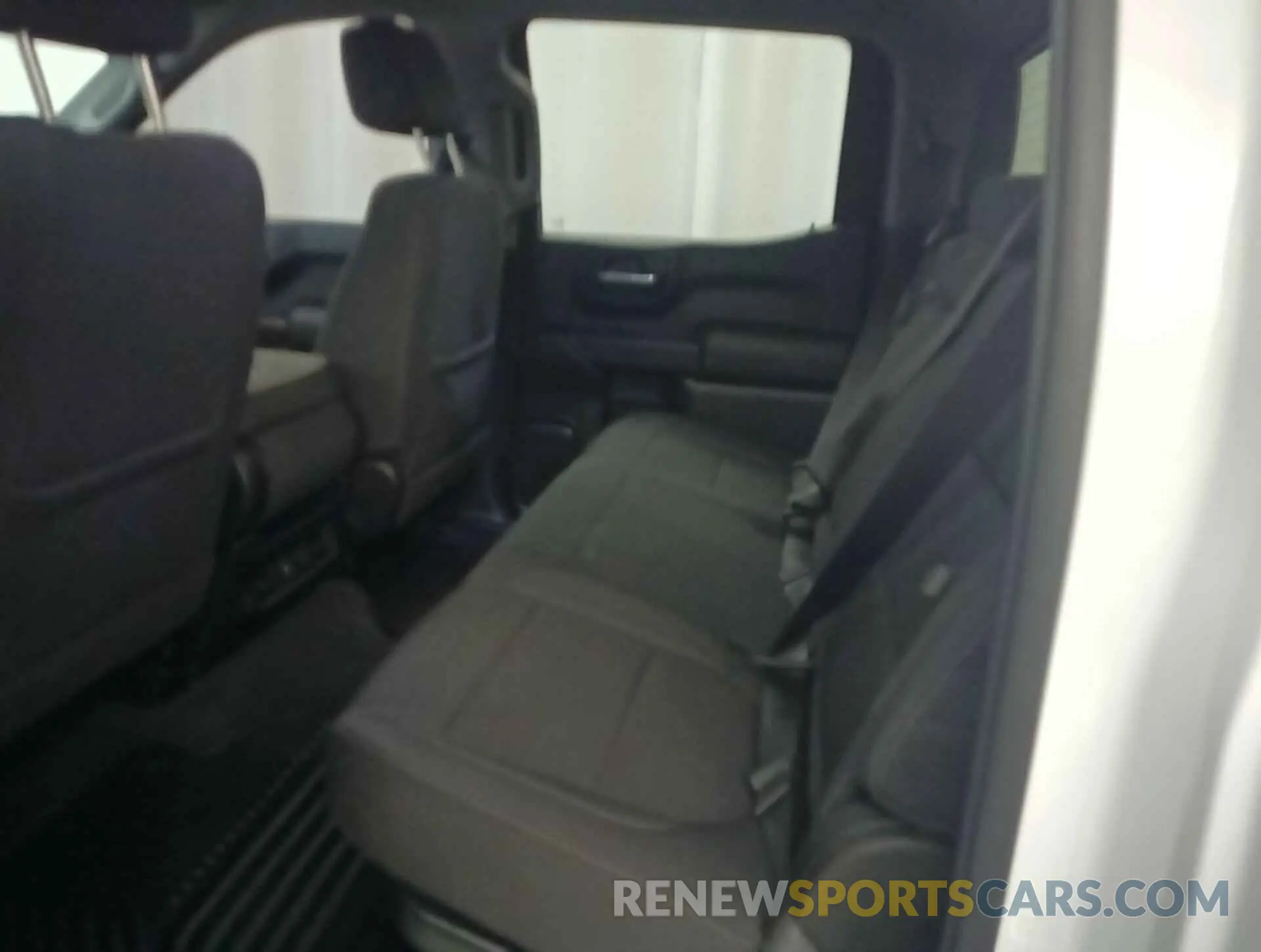 30 fotografías del automóvil dañado 1GCUYDED9MZ101777 CHEVROLET SILVERADO 2021
