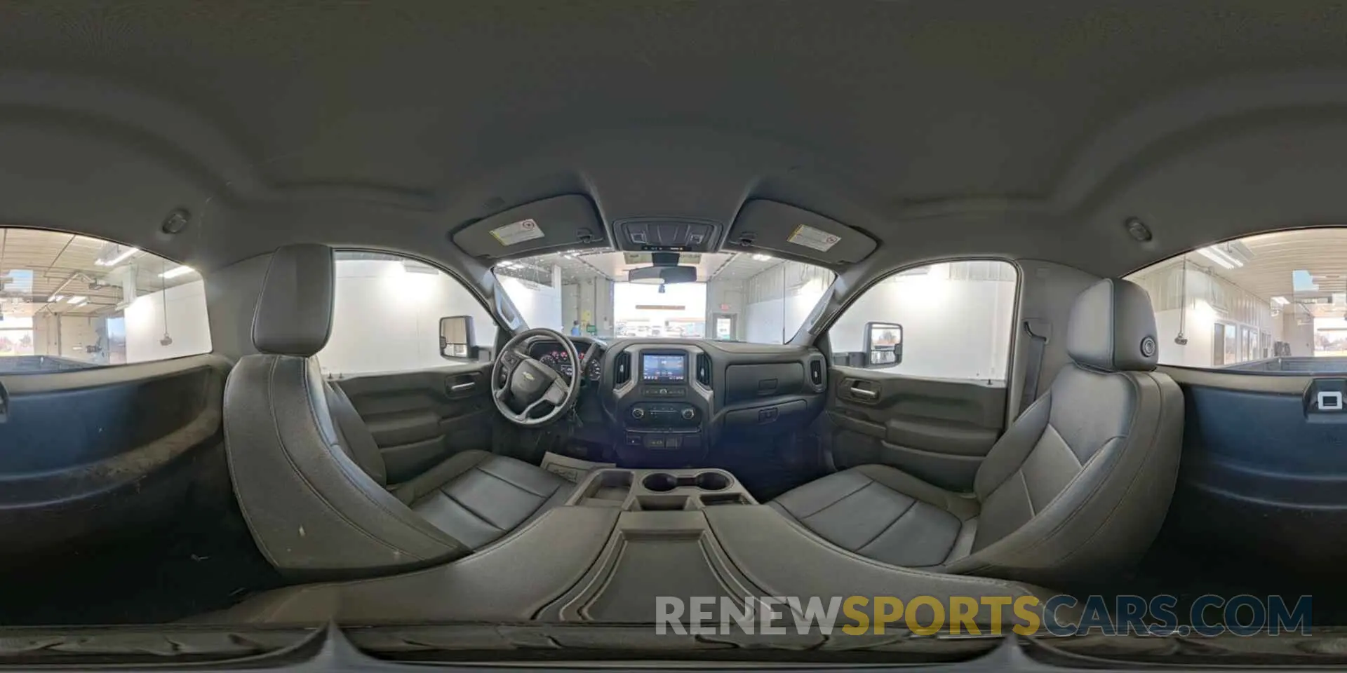 32 fotografías del automóvil dañado 1GC0YLE70NF339135 CHEVROLET SILVERADO 2022
