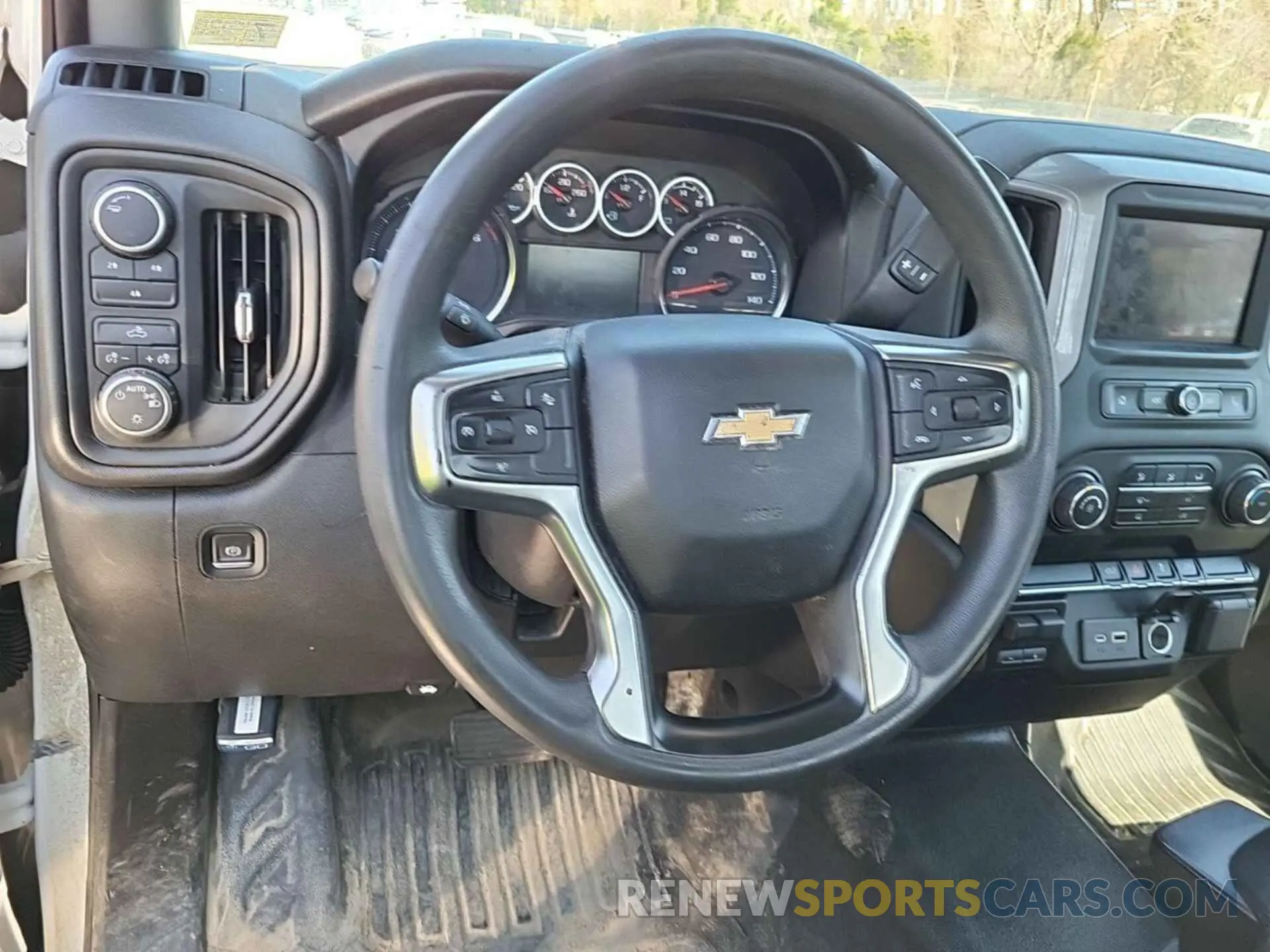 22 fotografías del automóvil dañado 1GC0YLE79NF214814 CHEVROLET SILVERADO 2022