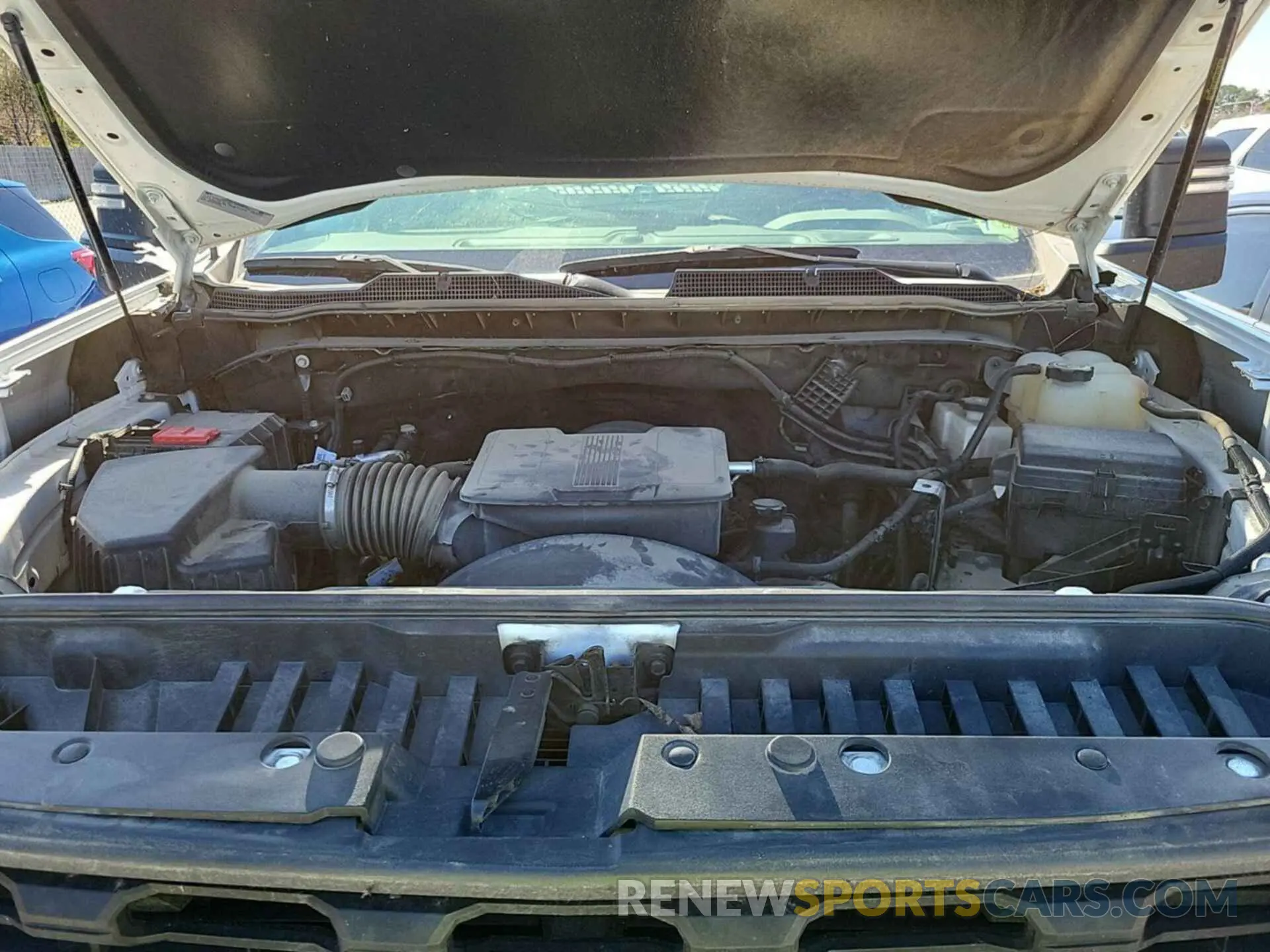 4 fotografías del automóvil dañado 1GC0YLE79NF214814 CHEVROLET SILVERADO 2022