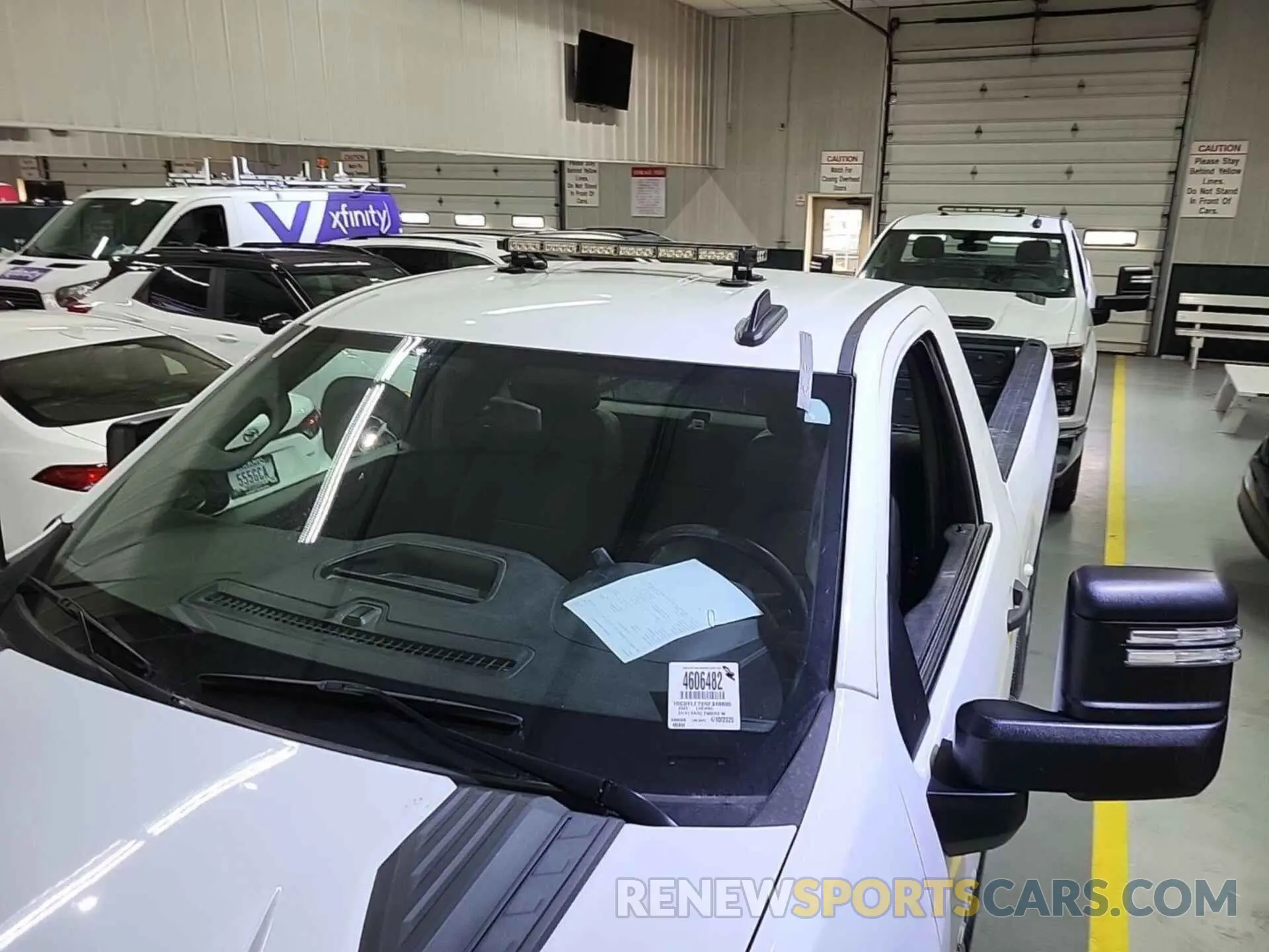 22 fotografías del automóvil dañado 1GC0YLE79NF348805 CHEVROLET SILVERADO 2022