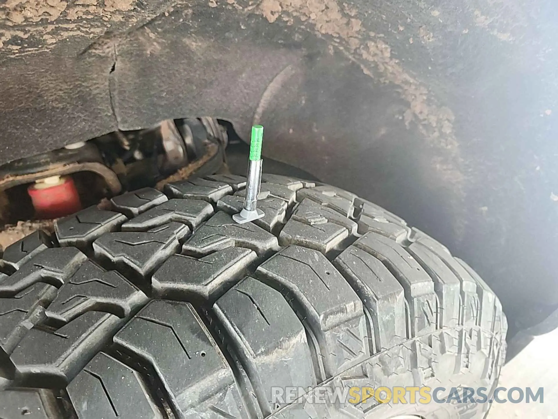 19 fotografías del automóvil dañado 1GC2YLE71NF184801 CHEVROLET SILVERADO 2022