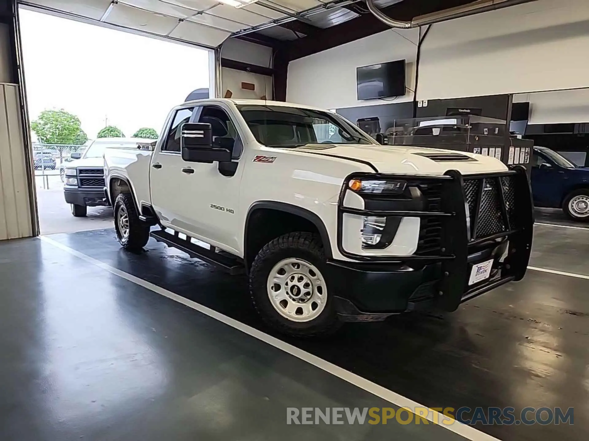 21 fotografías del automóvil dañado 1GC2YLE71NF184801 CHEVROLET SILVERADO 2022