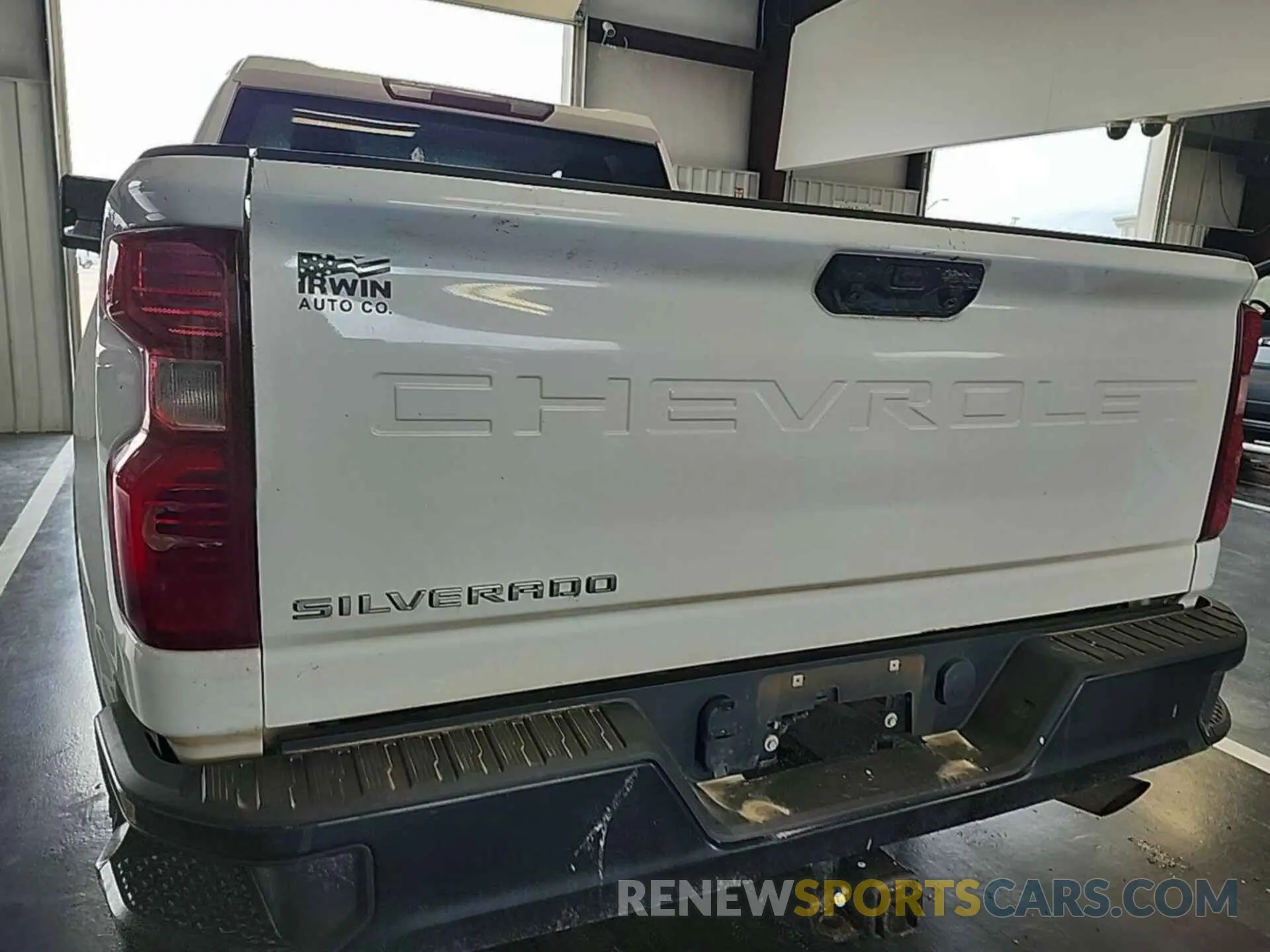 30 fotografías del automóvil dañado 1GC2YLE71NF184801 CHEVROLET SILVERADO 2022