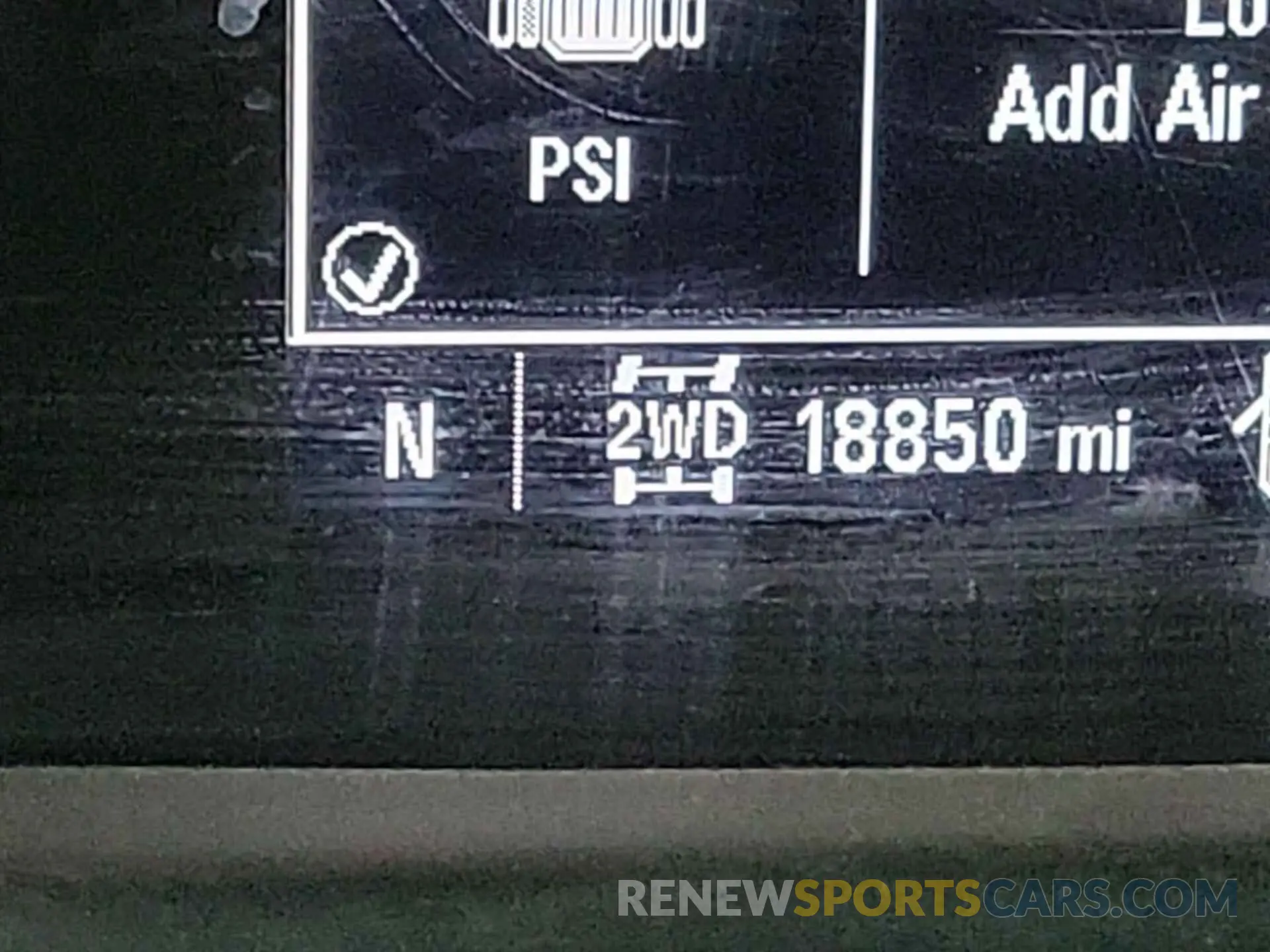 14 fotografías del automóvil dañado 1GB3YSE74PF120242 CHEVROLET SILVERADO 2023