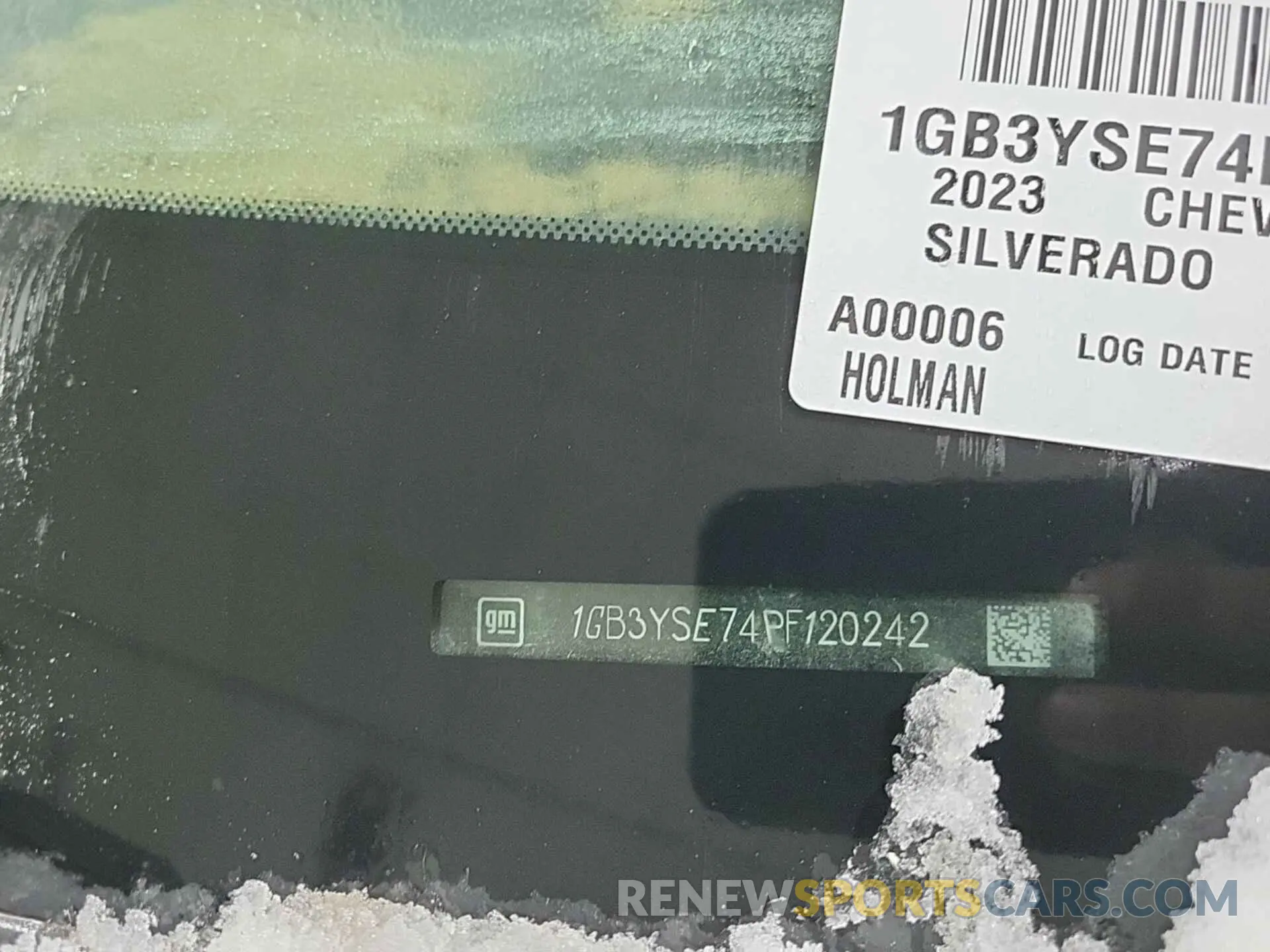 15 fotografías del automóvil dañado 1GB3YSE74PF120242 CHEVROLET SILVERADO 2023