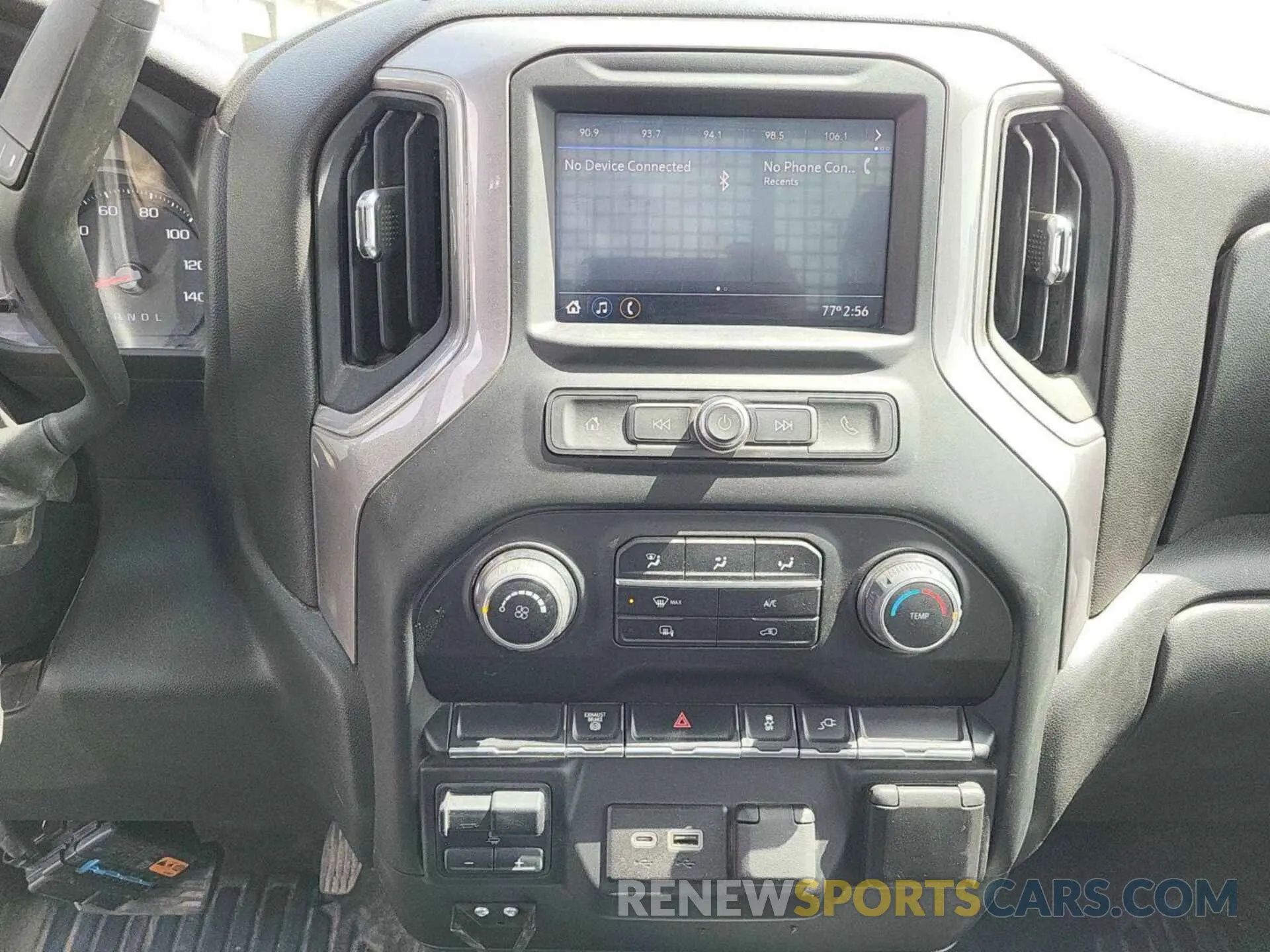 34 fotografías del automóvil dañado 1GB3YSEY3PF193904 CHEVROLET SILVERADO 2023