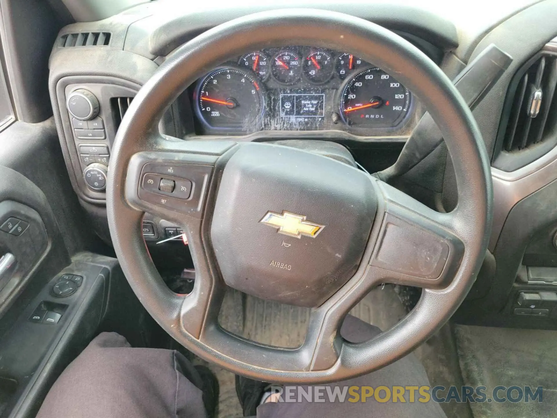 27 fotografías del automóvil dañado 1GB3YSEY5PF193886 CHEVROLET SILVERADO 2023