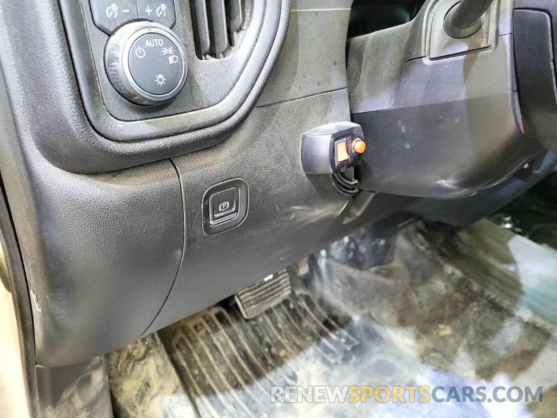 23 fotografías del automóvil dañado 1GC3YLE73PF245122 CHEVROLET SILVERADO 2023