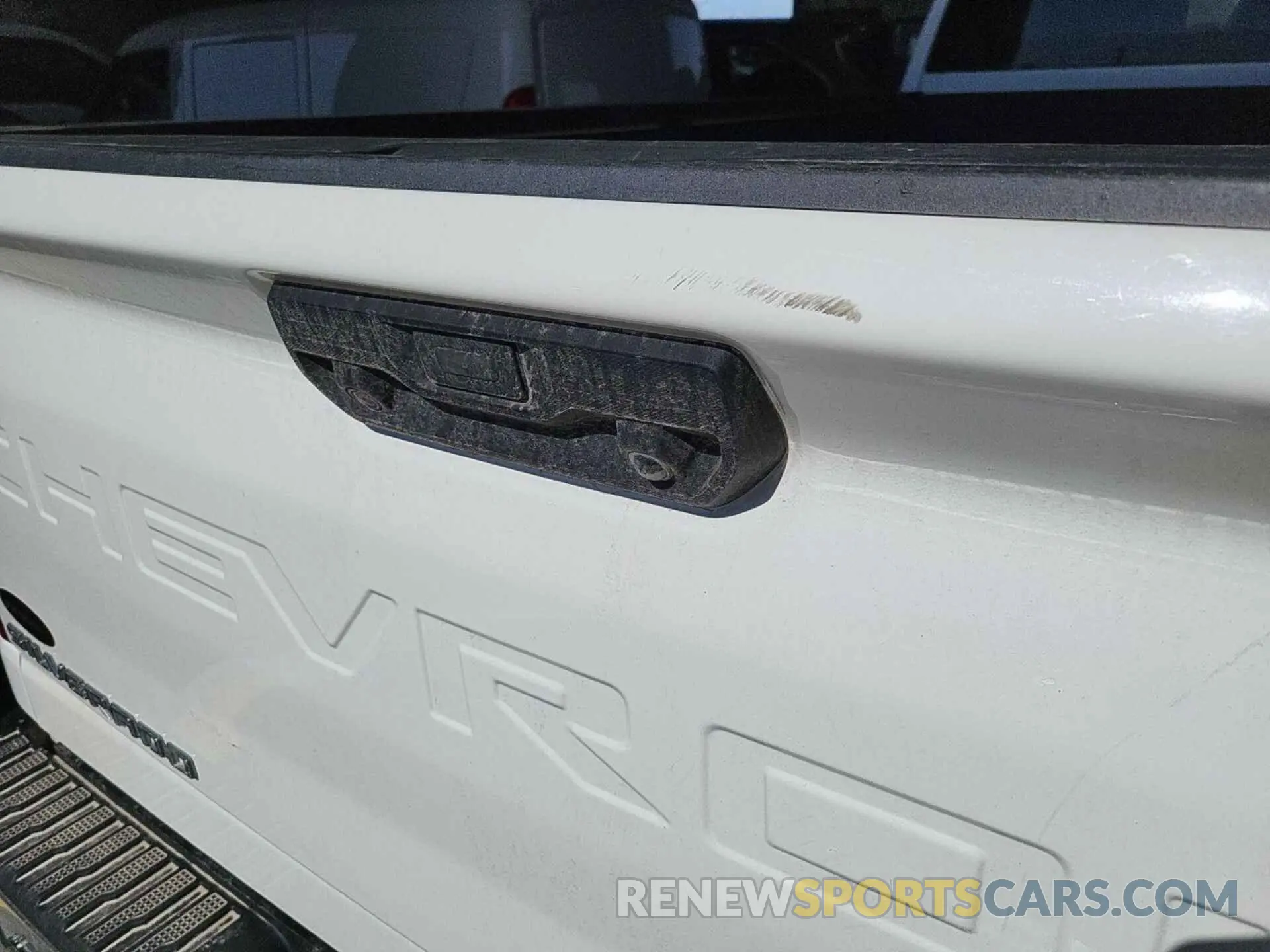 24 fotografías del automóvil dañado 1GC3YLE73PF245122 CHEVROLET SILVERADO 2023