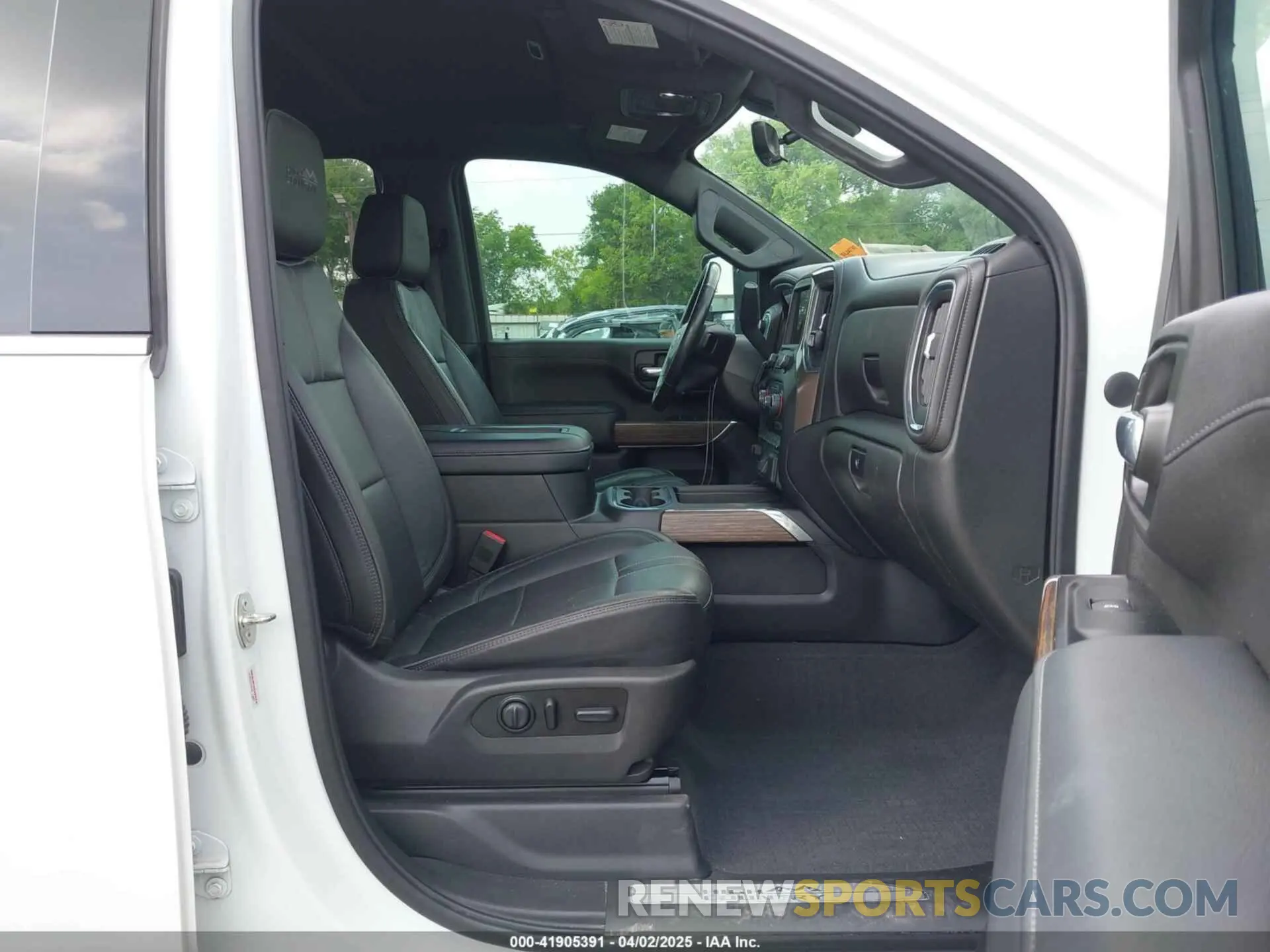 7 fotografías del automóvil dañado 1GC4YREY5PF163490 CHEVROLET SILVERADO 2023