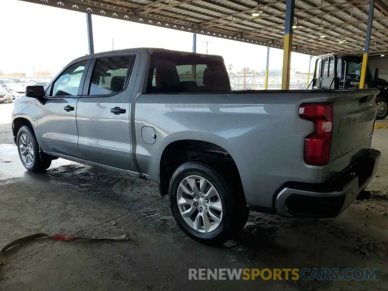 2 fotografías del automóvil dañado 3GCPABEK9PG184667 CHEVROLET SILVERADO 2023