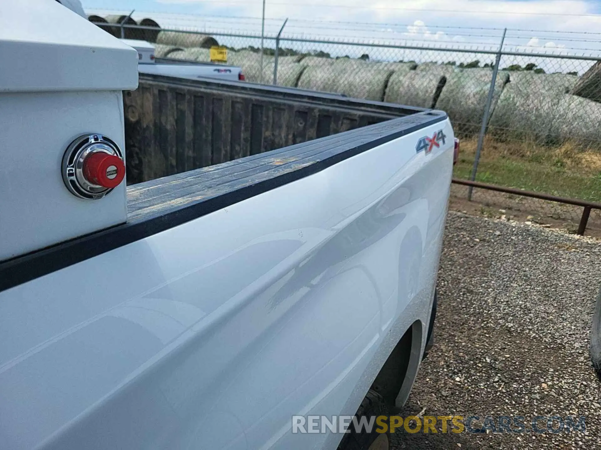 12 fotografías del automóvil dañado 3GCPDAEK1PG112203 CHEVROLET SILVERADO 2023