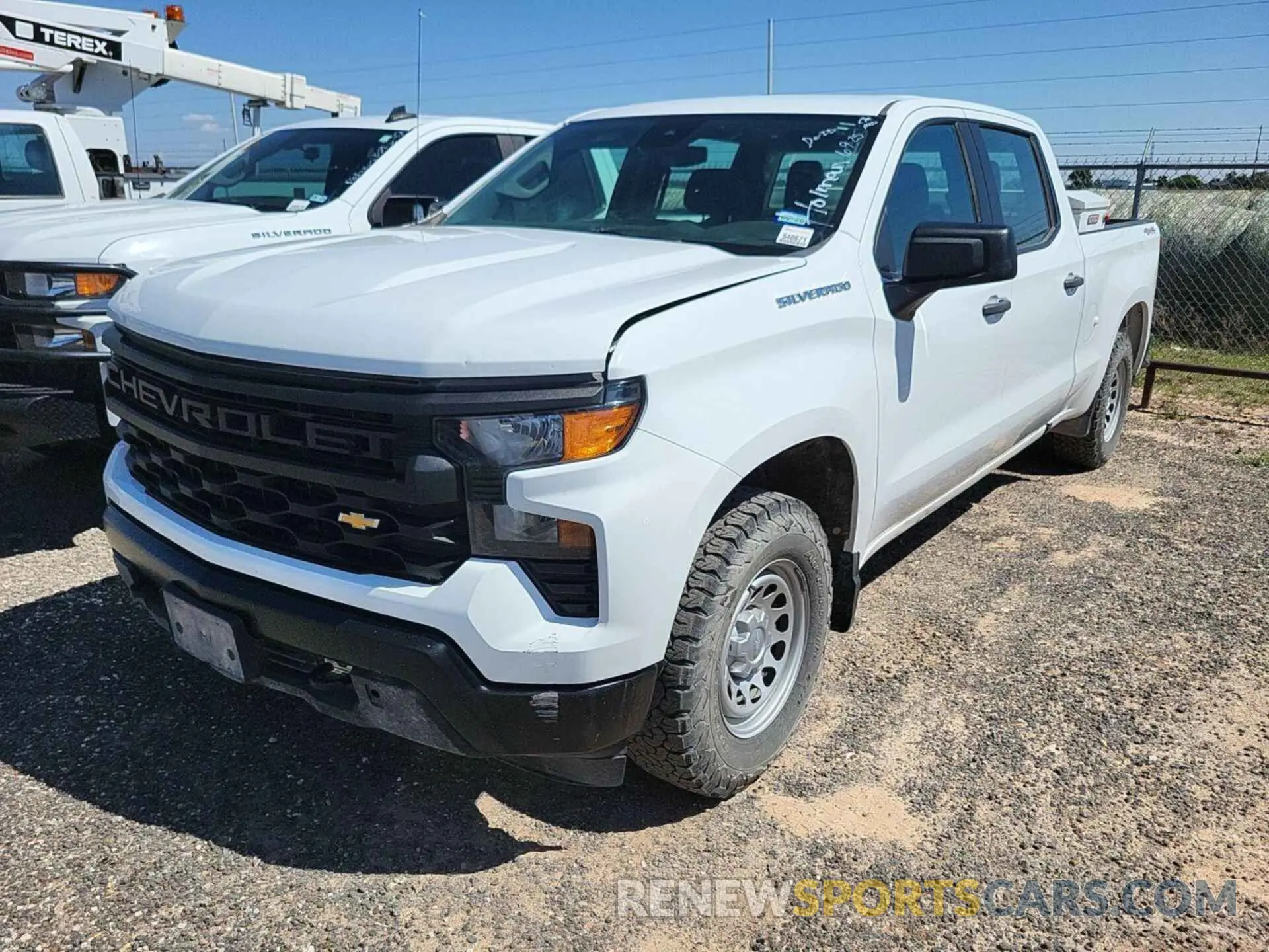 17 fotografías del automóvil dañado 3GCPDAEK4PG112034 CHEVROLET SILVERADO 2023