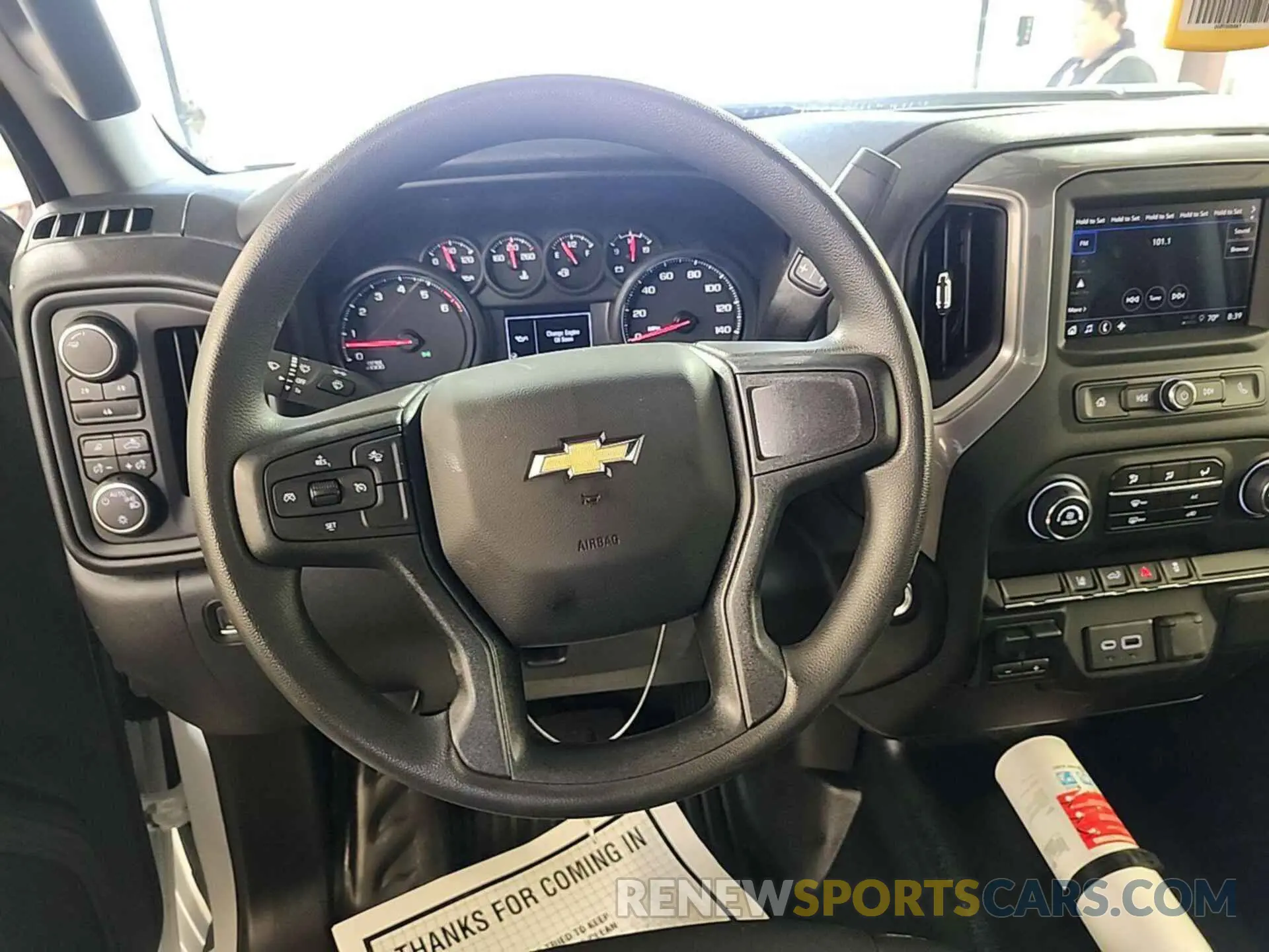 13 fotografías del automóvil dañado 1GC3YSE74RF320648 CHEVROLET SILVERADO 2024