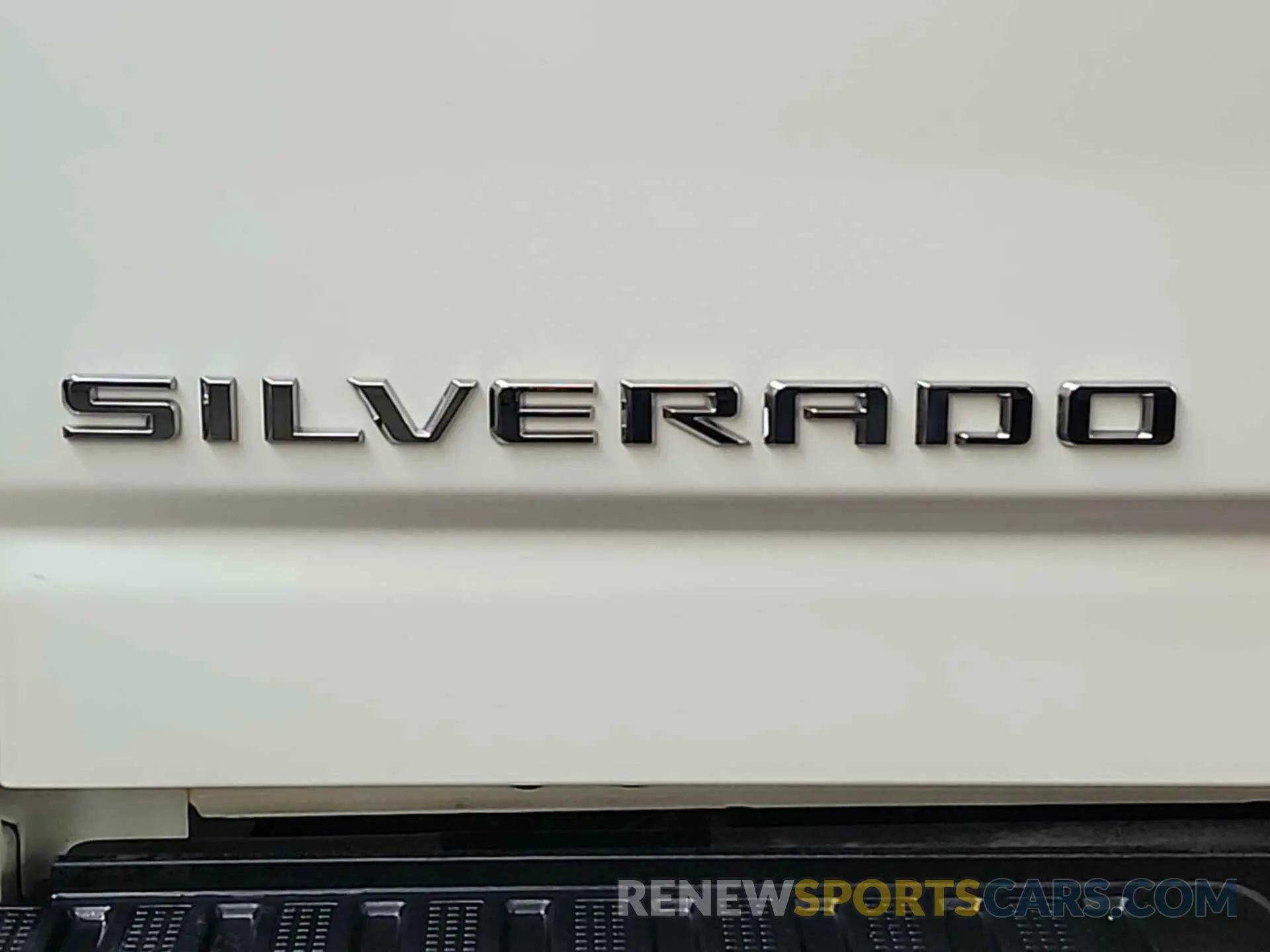 10 fotografías del automóvil dañado 1GC3YSE7XRF320282 CHEVROLET SILVERADO 2024