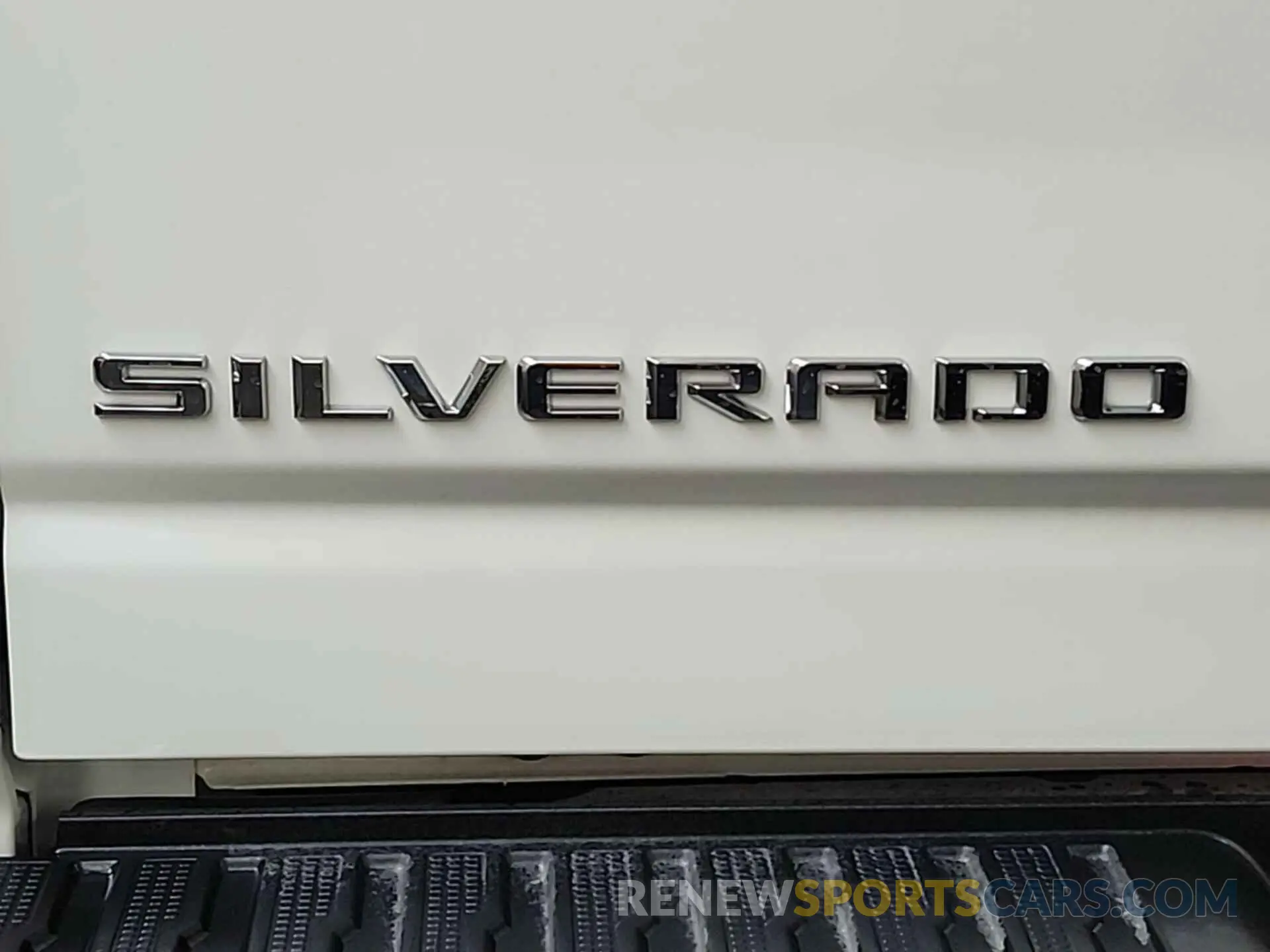 26 fotografías del automóvil dañado 1GC3YSE7XRF320475 CHEVROLET SILVERADO 2024