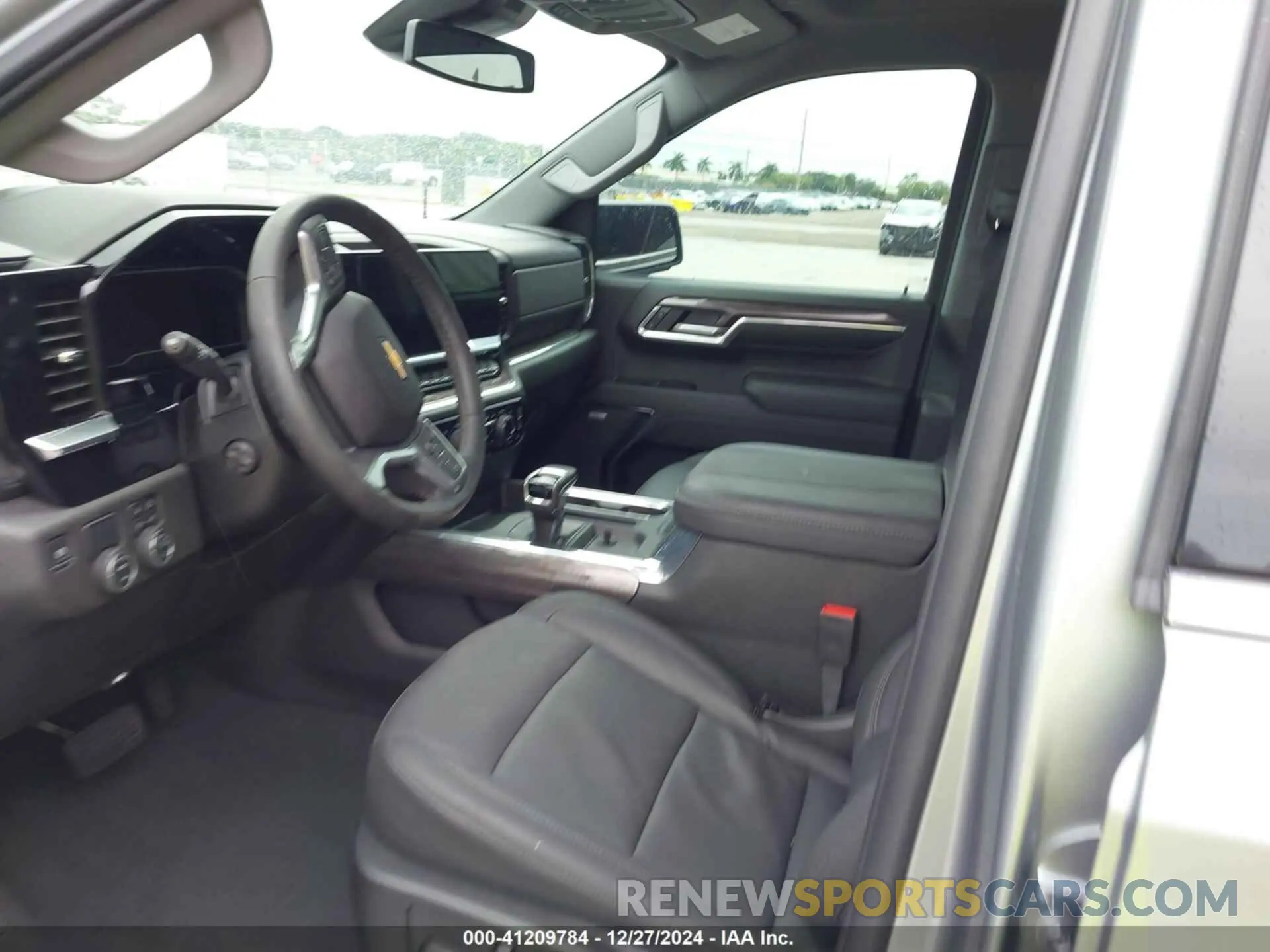 5 fotografías del automóvil dañado 2GCPAEED3R1273195 CHEVROLET SILVERADO 2024