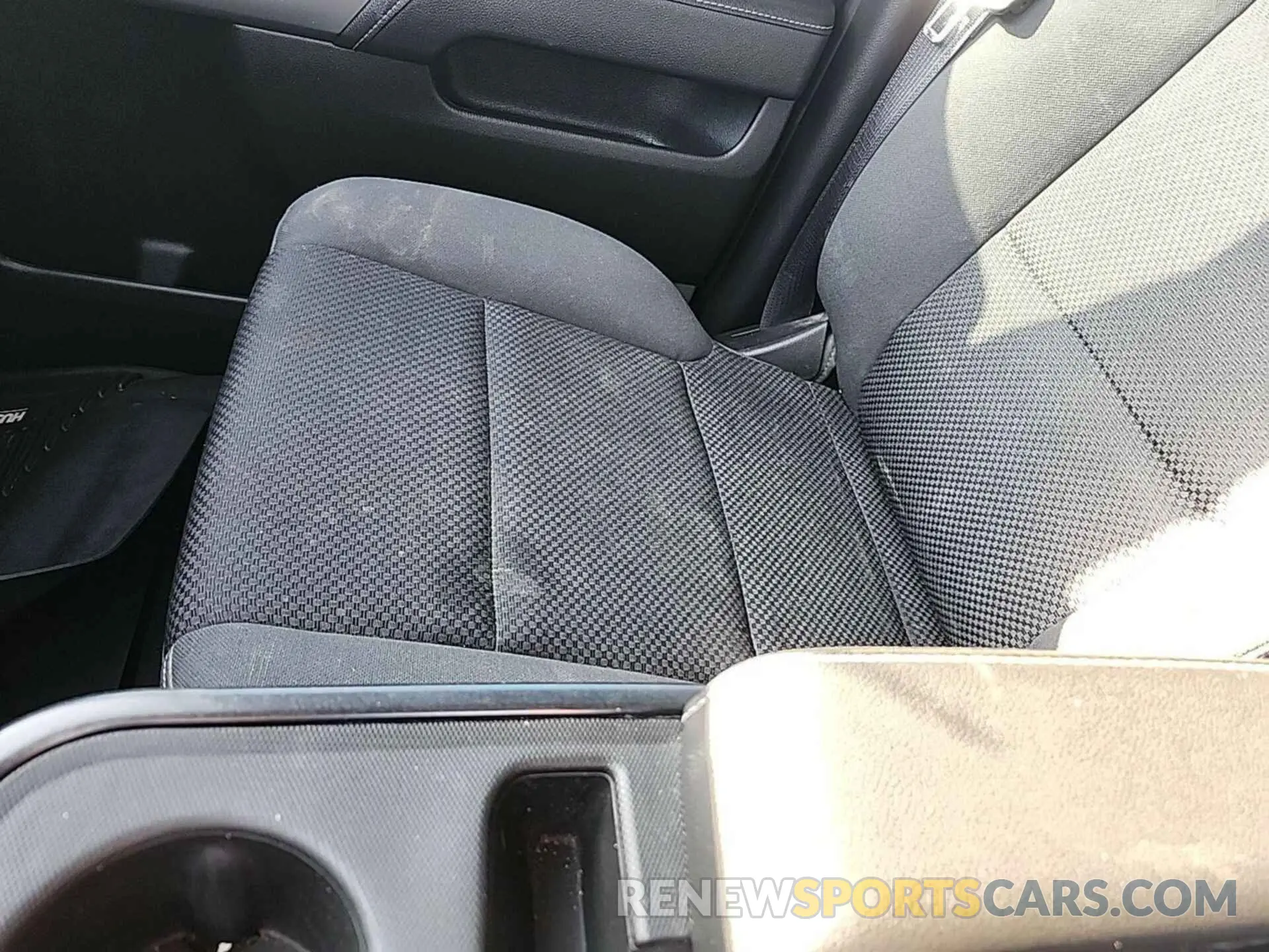32 fotografías del automóvil dañado 1GC1KSEG2KF127395 CHEVROLET SILVERADO 2500HD 2019