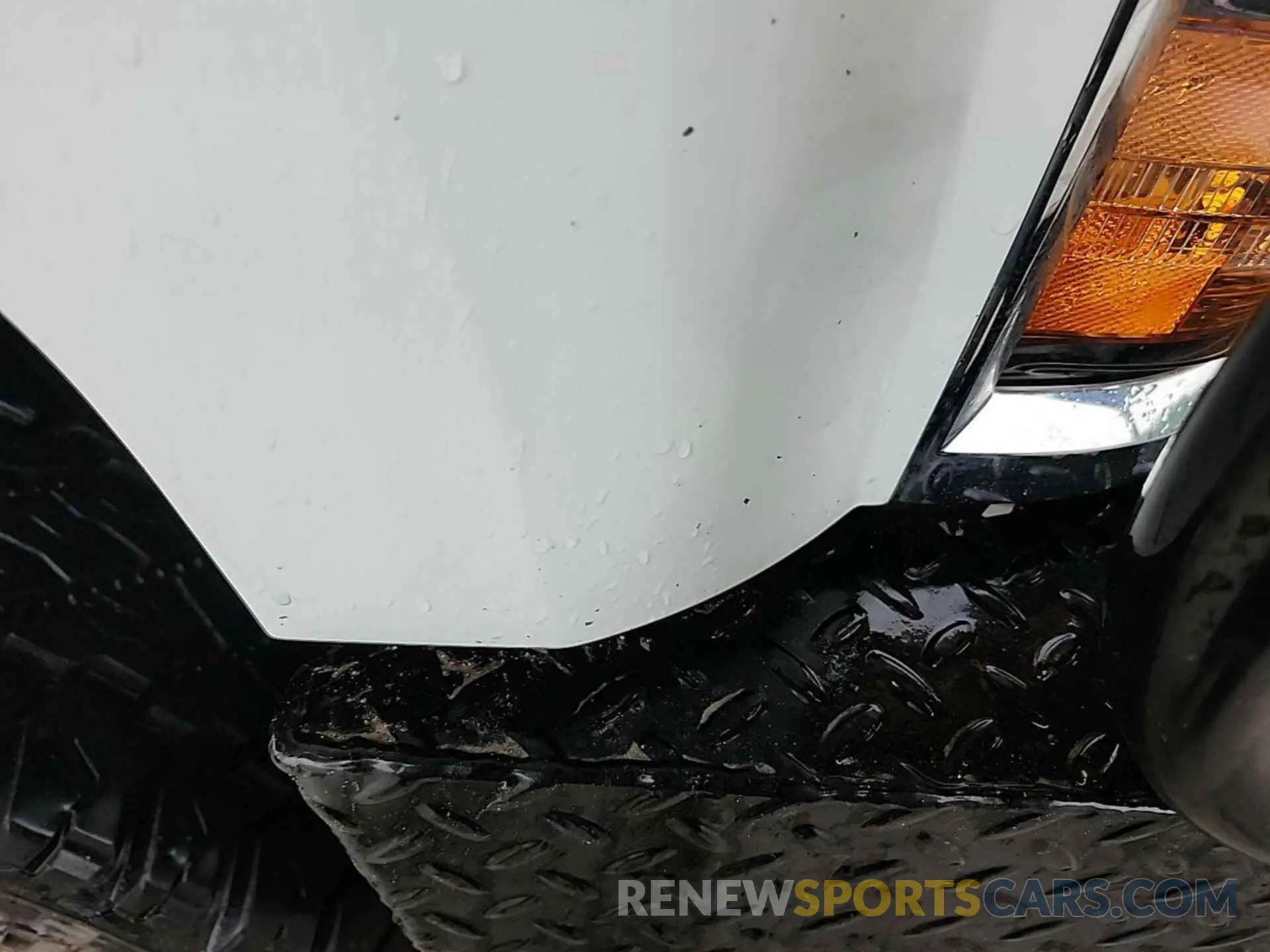 16 fotografías del automóvil dañado 1GC1KSEG4KF189638 CHEVROLET SILVERADO 2500HD 2019