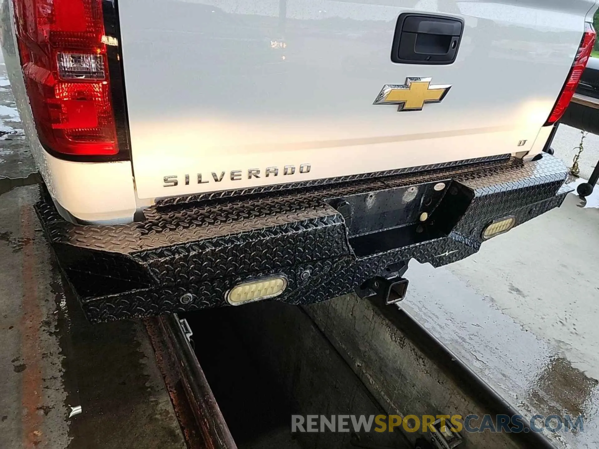 24 fotografías del automóvil dañado 1GC1KSEG4KF189638 CHEVROLET SILVERADO 2500HD 2019