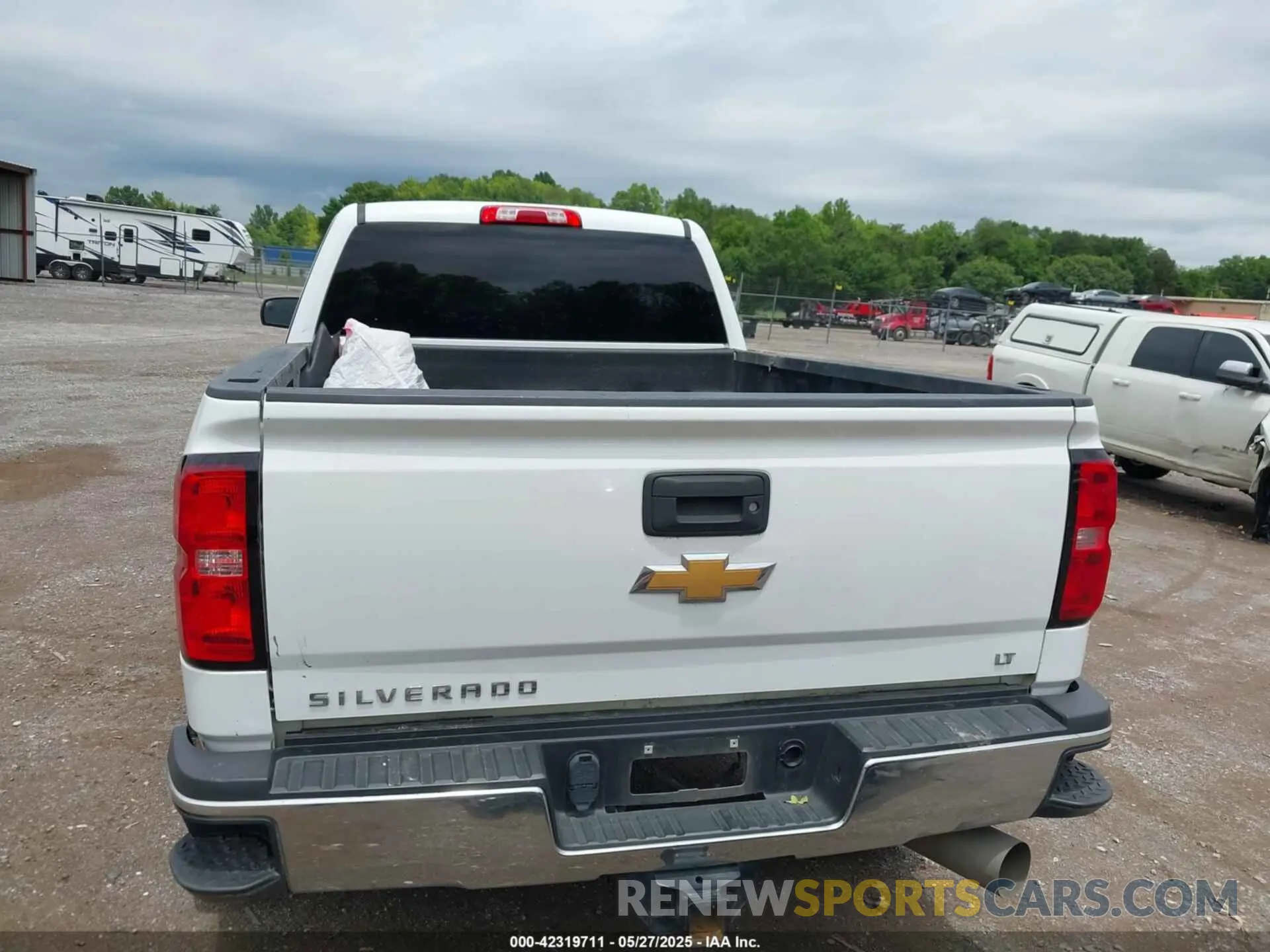 16 fotografías del automóvil dañado 1GC1KSEY0KF178774 CHEVROLET SILVERADO 2500HD 2019