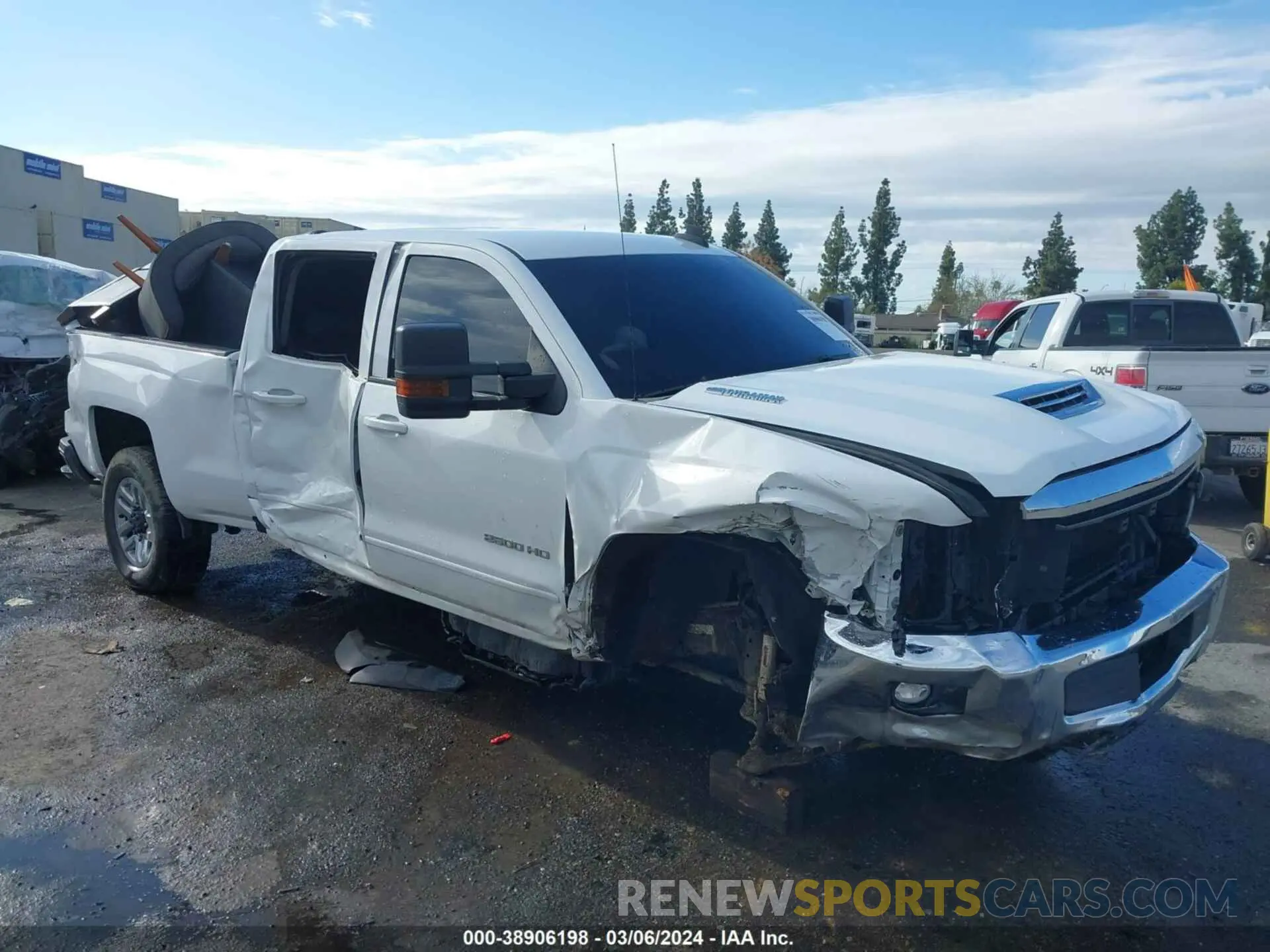 1 fotografías del automóvil dañado 1GC1KSEY7KF264437 CHEVROLET SILVERADO 2500HD 2019