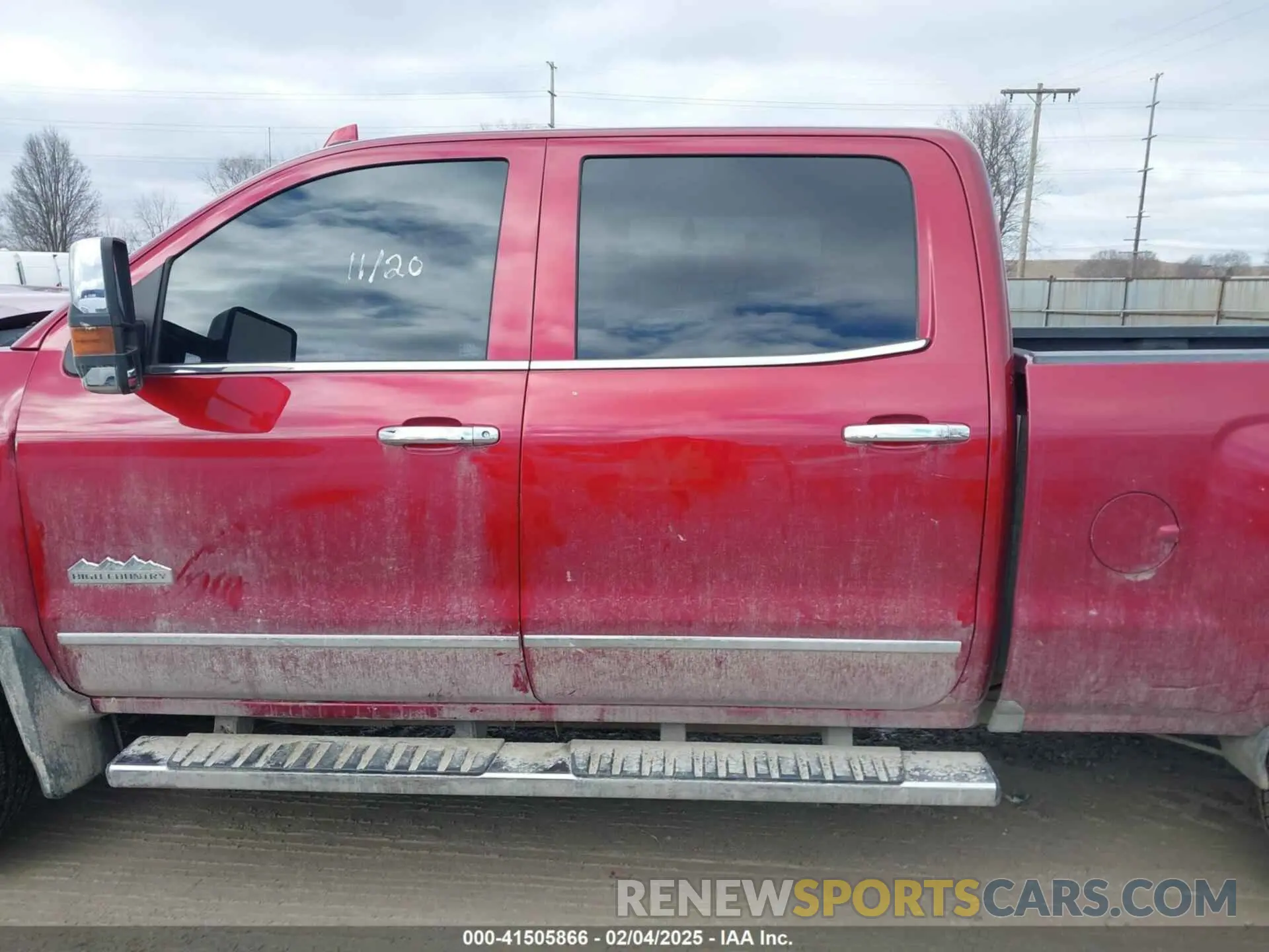 14 fotografías del automóvil dañado 1GC1KUEY0KF142725 CHEVROLET SILVERADO 2500HD 2019