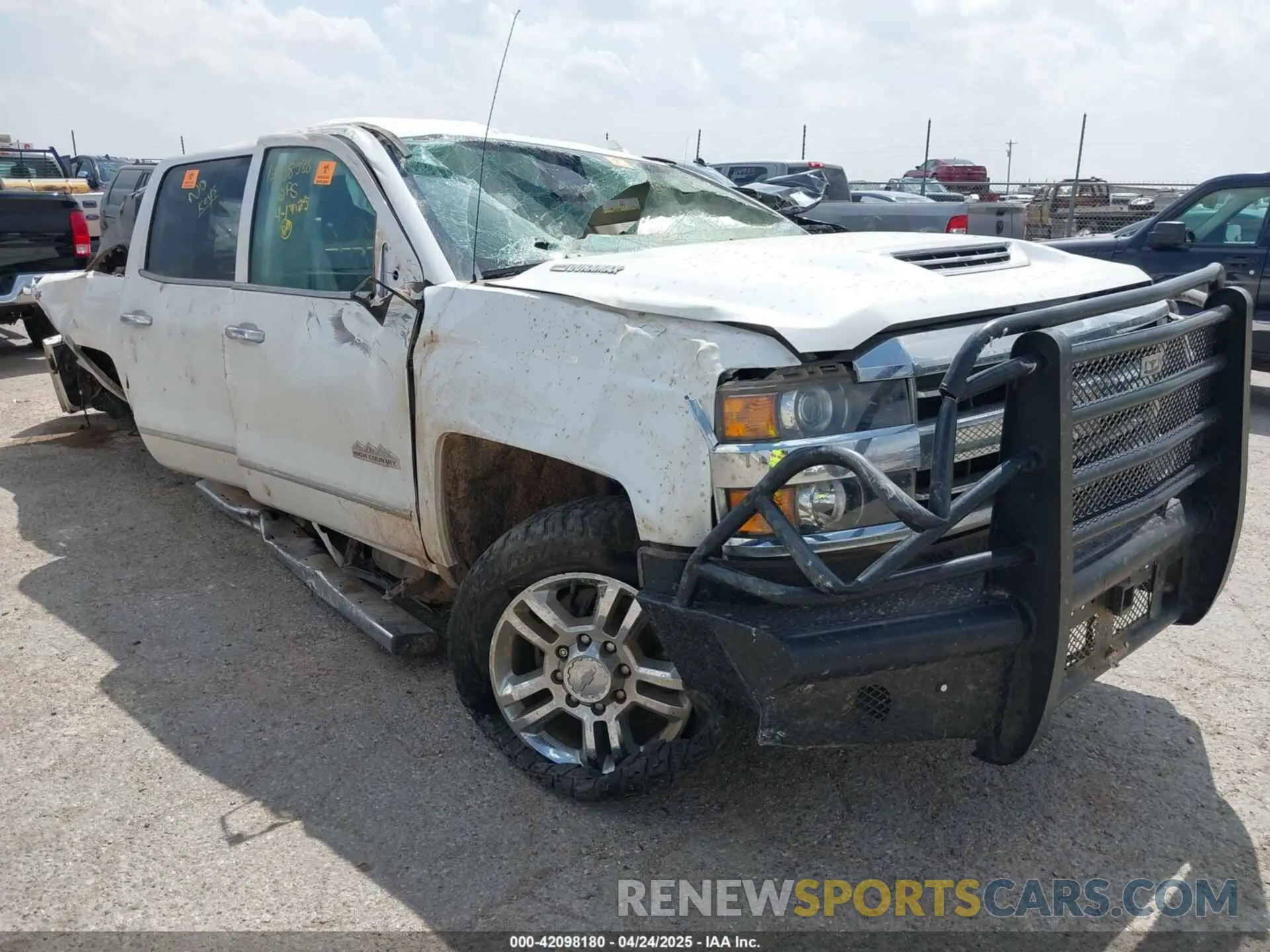 1 fotografías del automóvil dañado 1GC1KUEY3KF245654 CHEVROLET SILVERADO 2500HD 2019