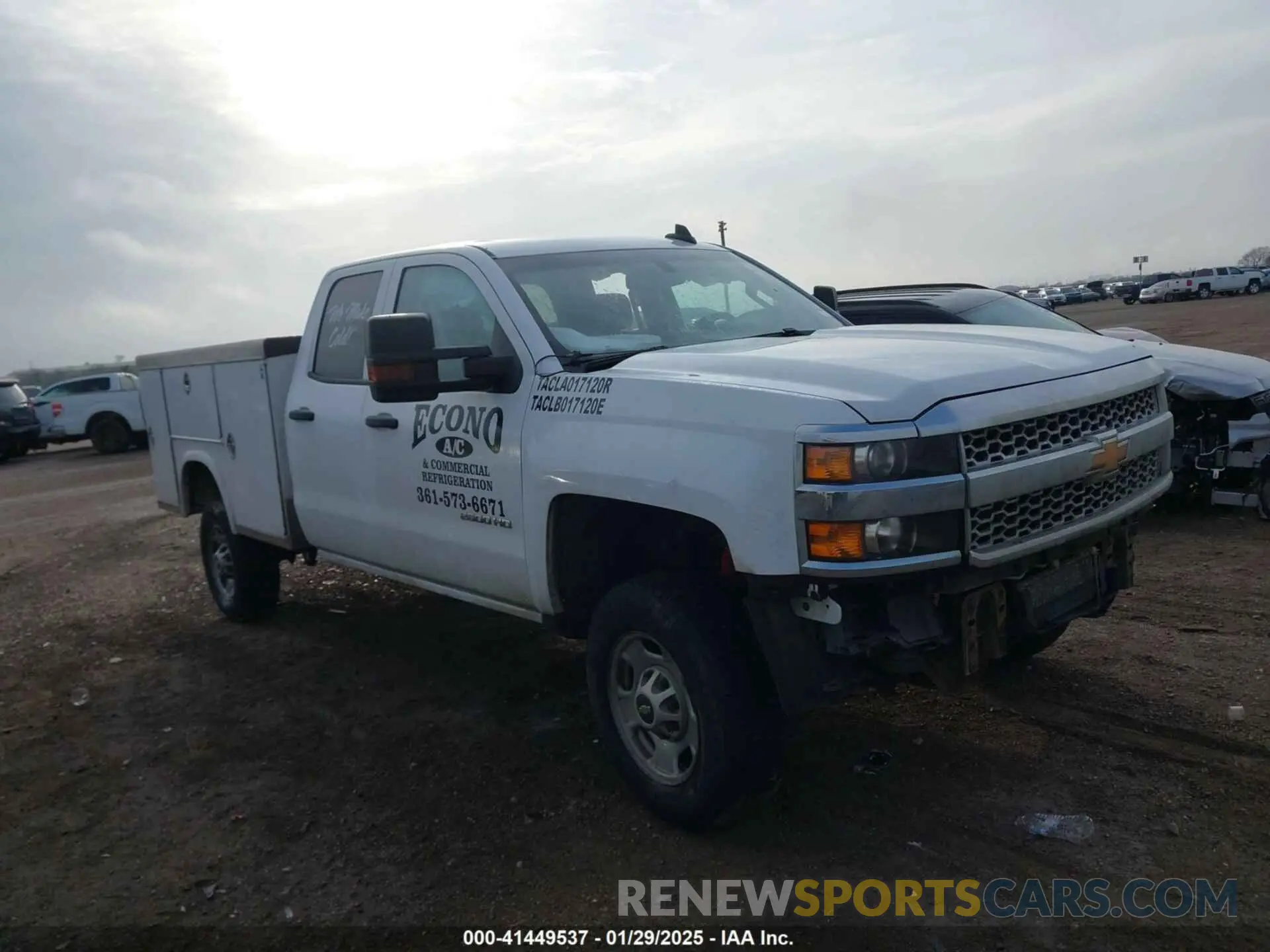 13 fotografías del automóvil dañado 2GB2CREG1K1220642 CHEVROLET SILVERADO 2500HD 2019