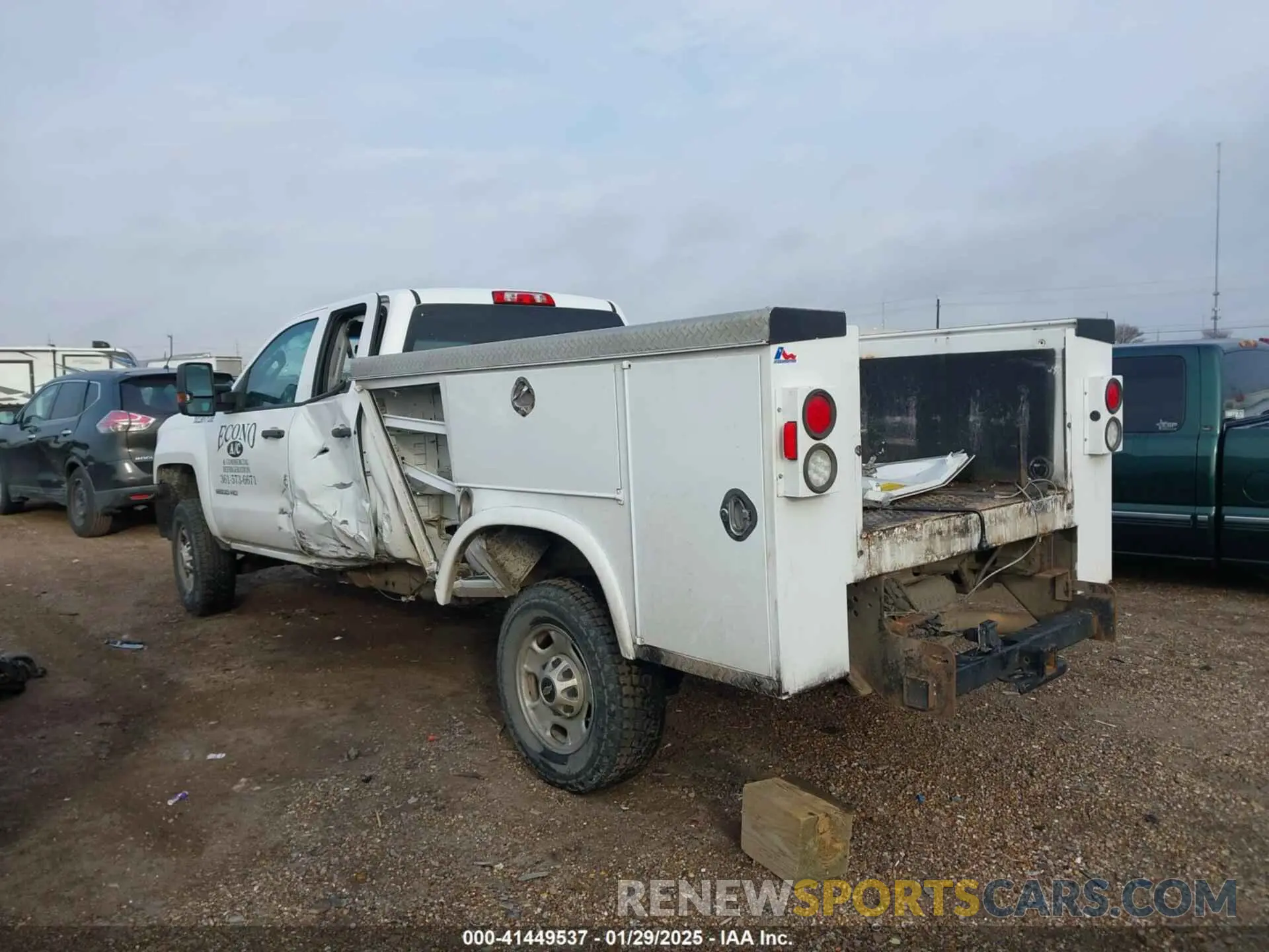 14 fotografías del automóvil dañado 2GB2CREG1K1220642 CHEVROLET SILVERADO 2500HD 2019