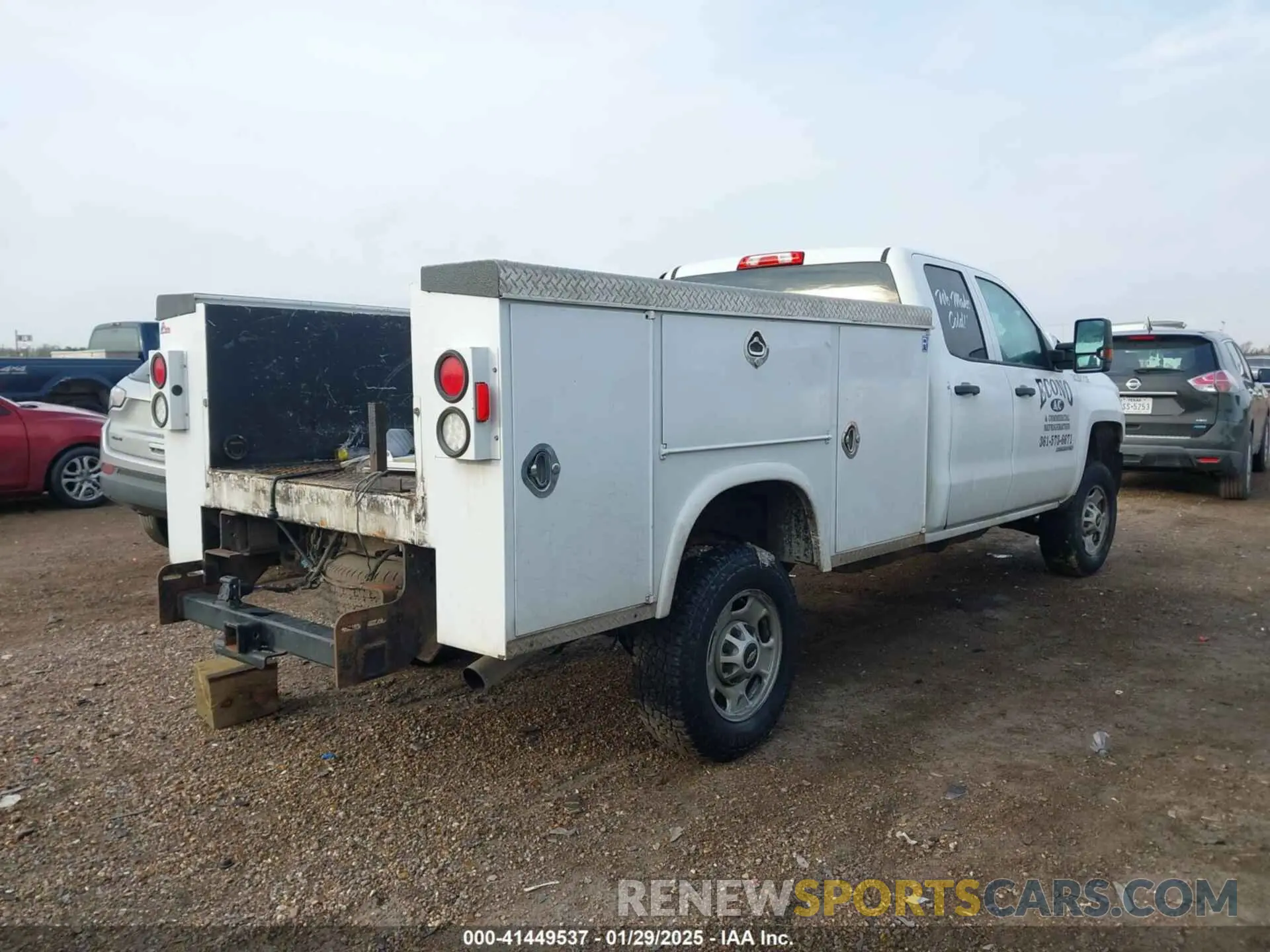 4 fotografías del automóvil dañado 2GB2CREG1K1220642 CHEVROLET SILVERADO 2500HD 2019