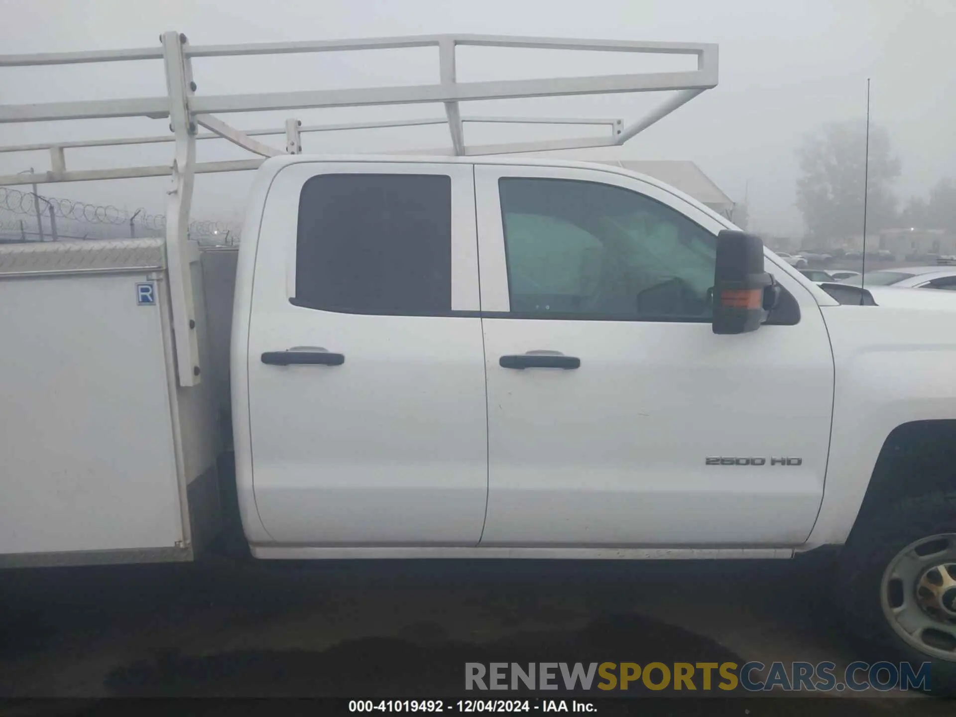 14 fotografías del automóvil dañado 2GB2CREG5K1215881 CHEVROLET SILVERADO 2500HD 2019