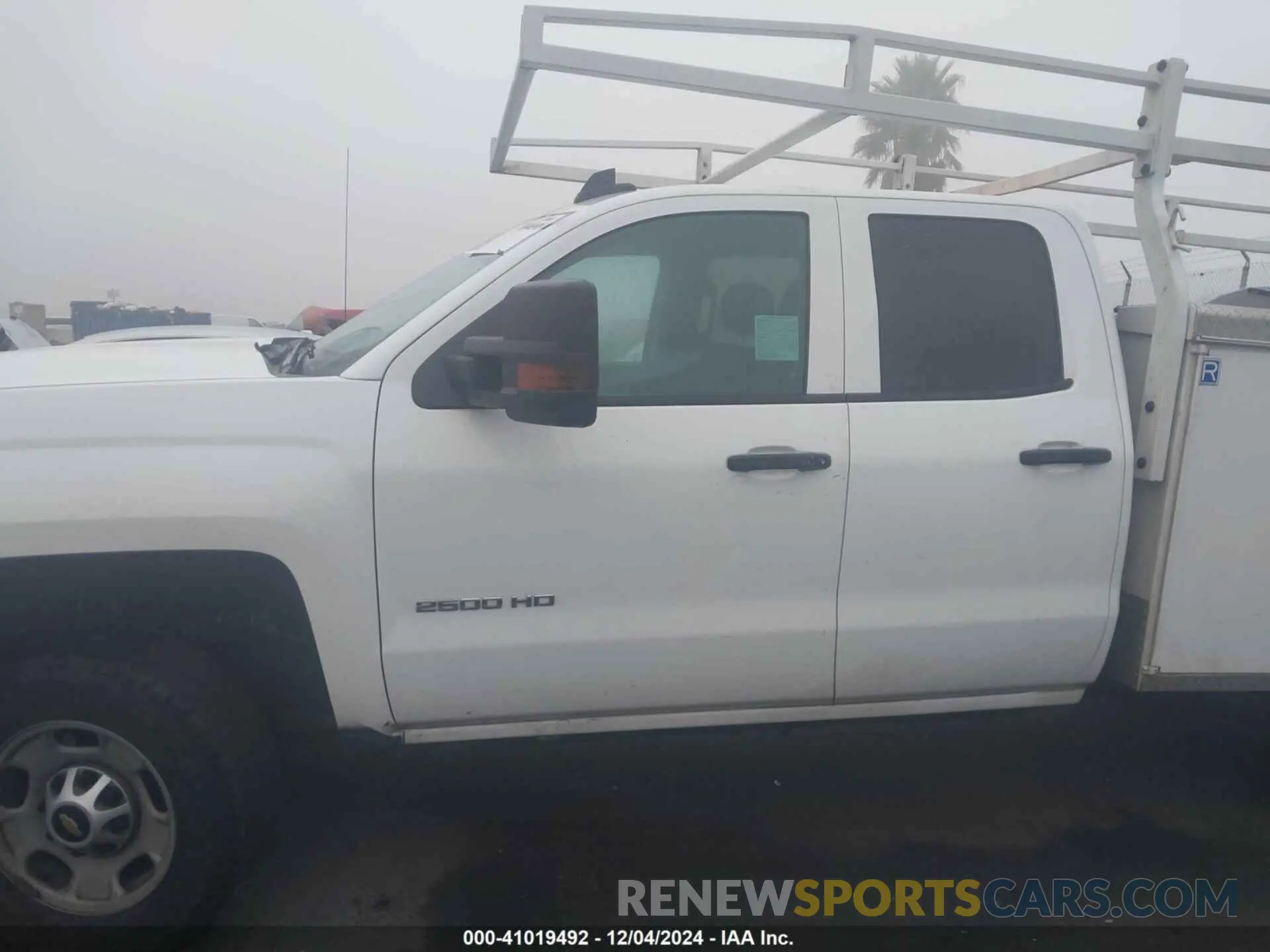 15 fotografías del automóvil dañado 2GB2CREG5K1215881 CHEVROLET SILVERADO 2500HD 2019